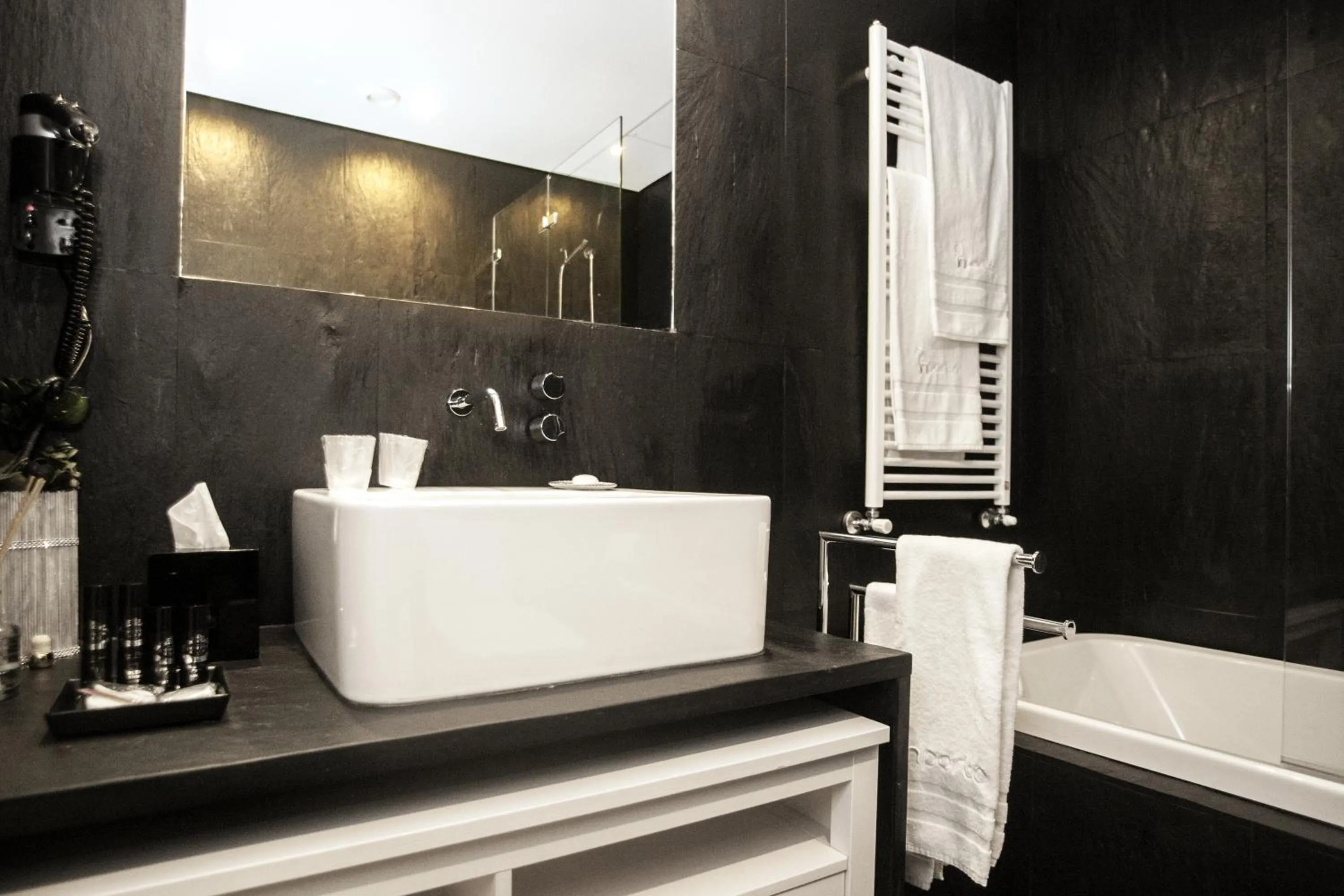 Bathroom in In Porto Gallery Guesthouse