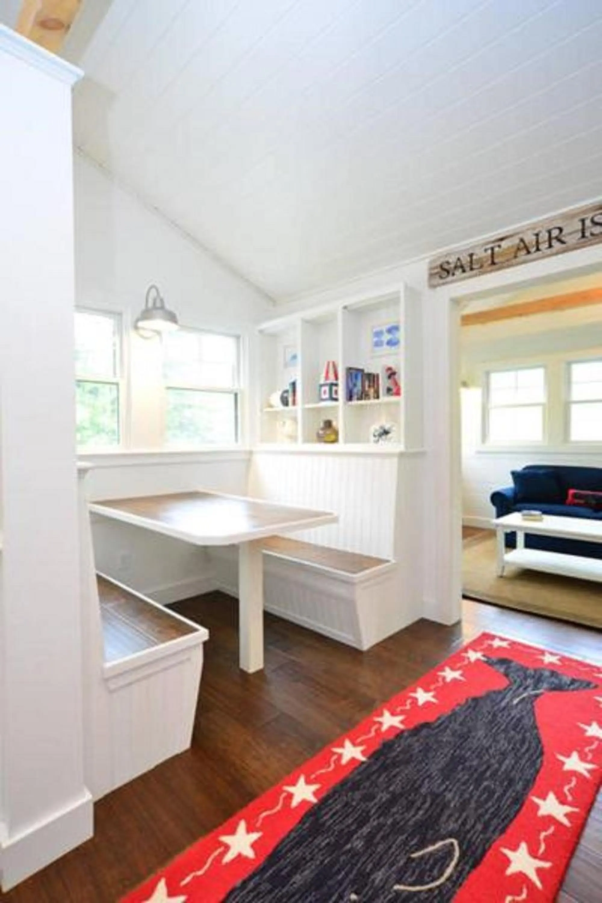 Dining area, Bed in Newagen Seaside Inn