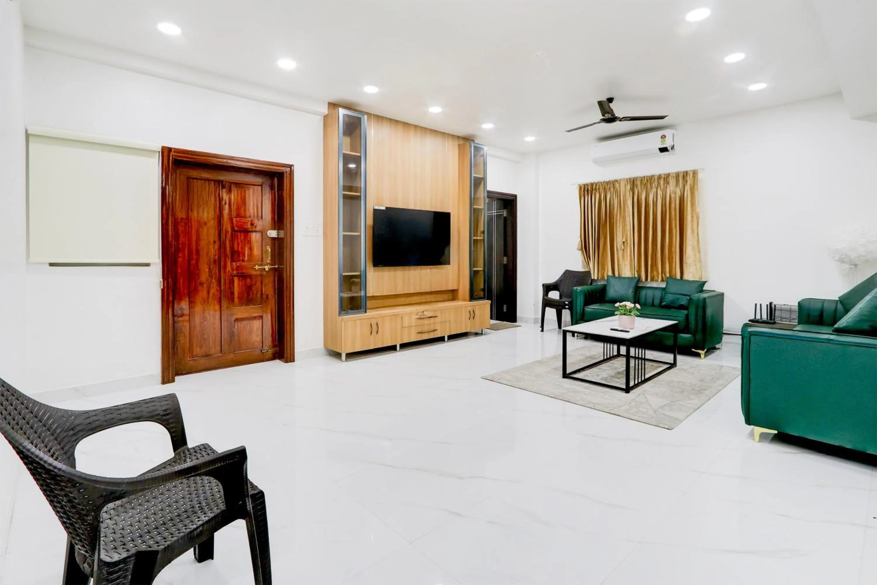 Lobby or reception in Palette by CheckIn Chanda Nagar Near GSM Mall