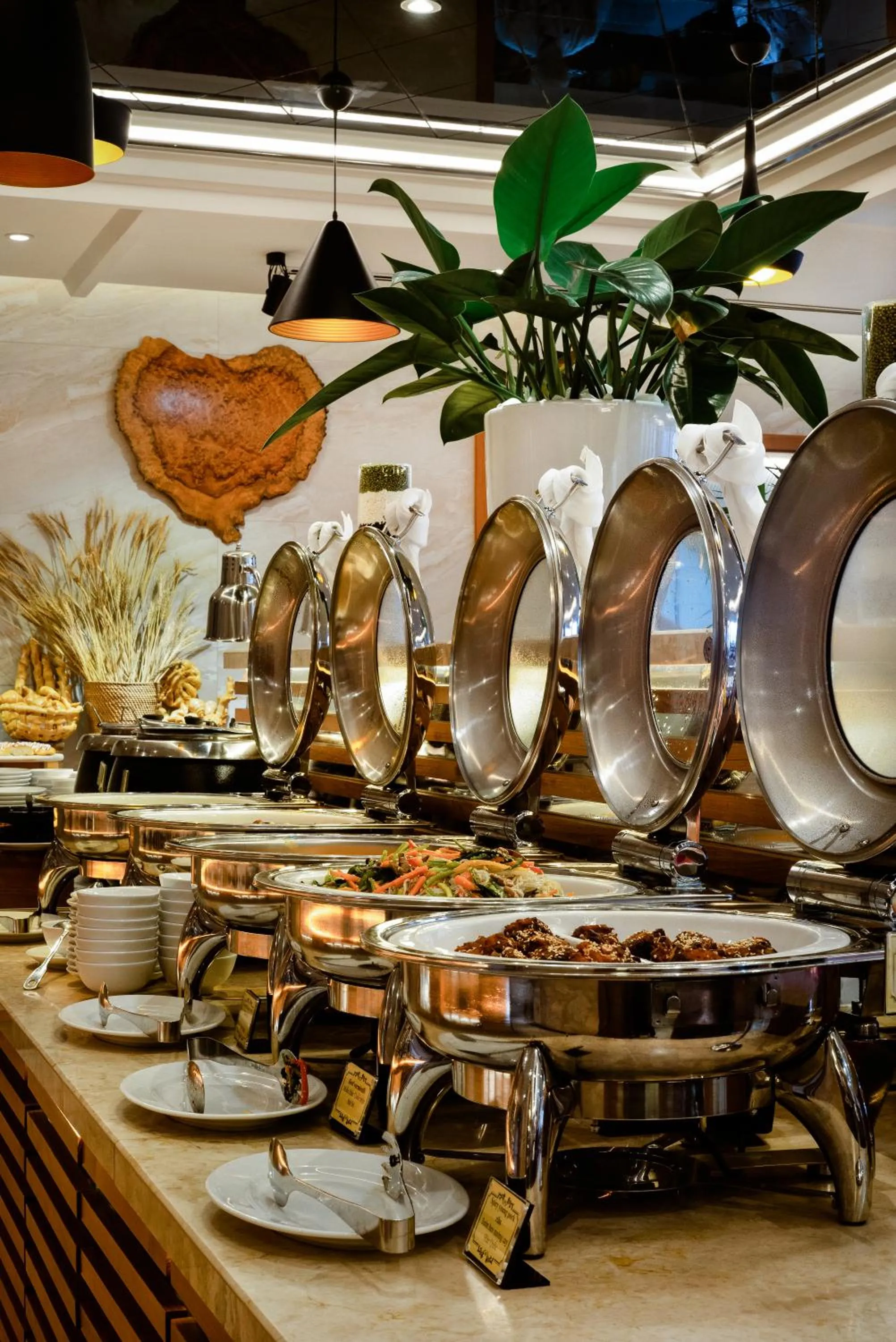 Breakfast in Vanda Hotel