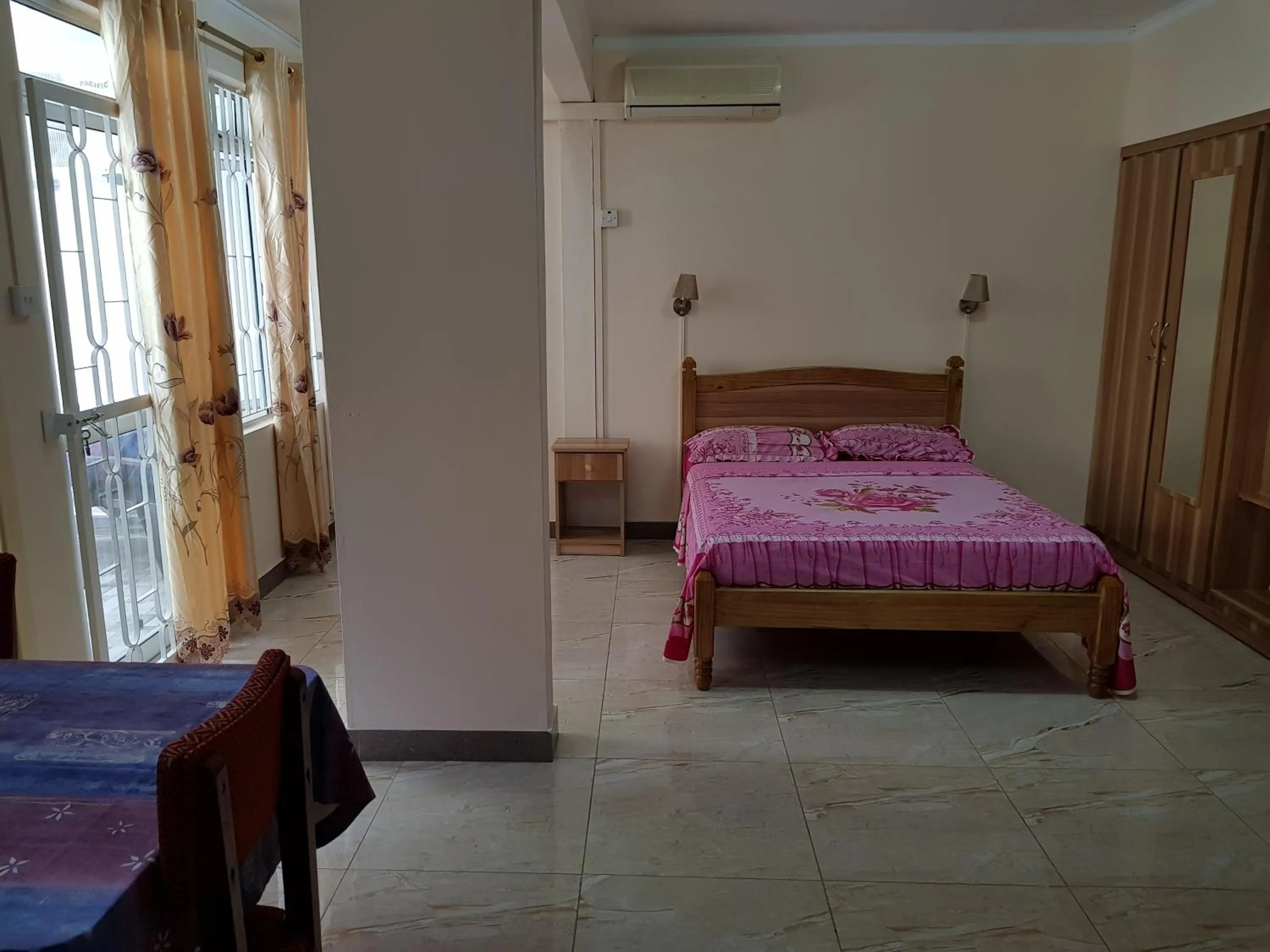 Bedroom, Bed in Pereybere Beach Apartments