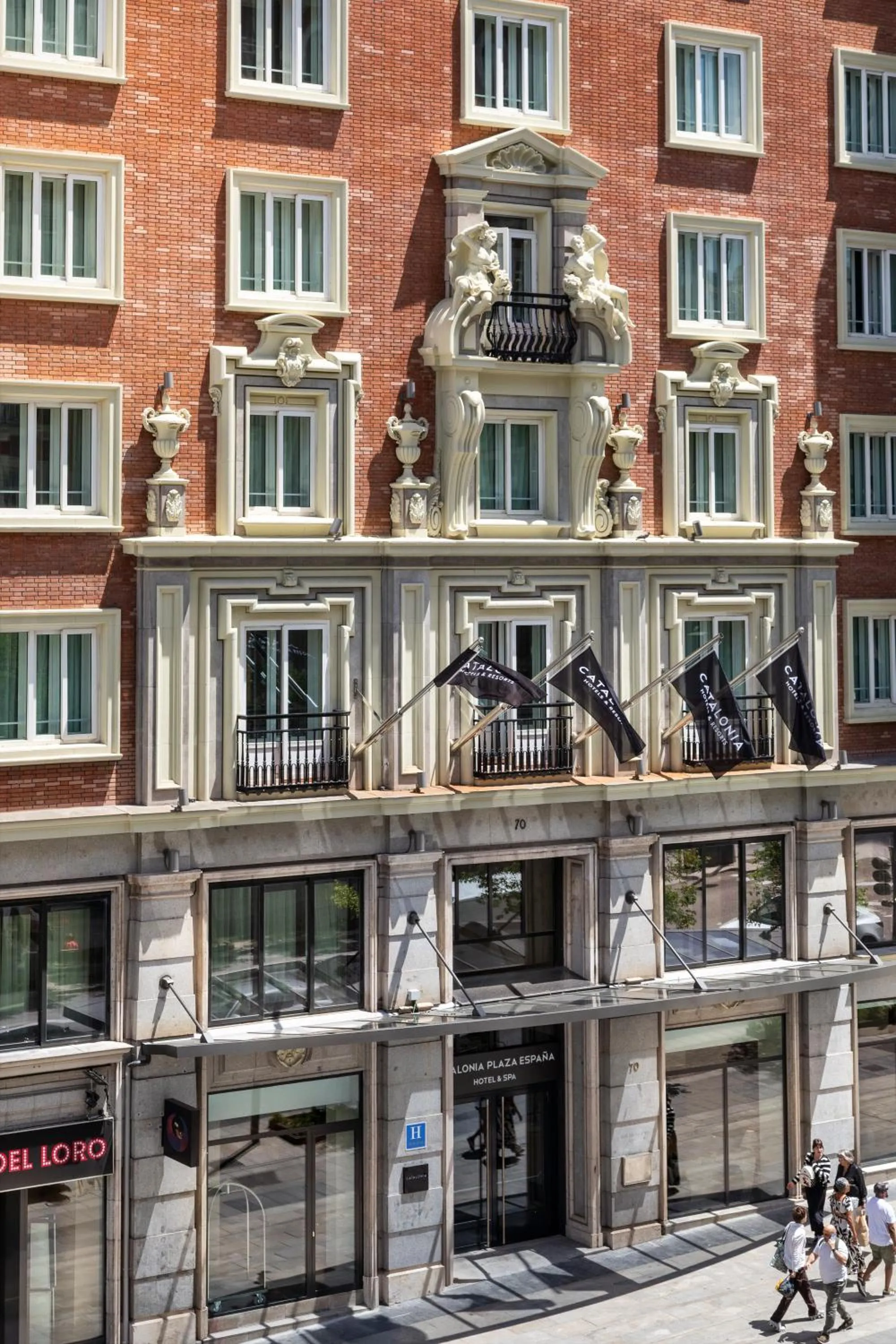 Property building in Catalonia Plaza España Hotel & Spa