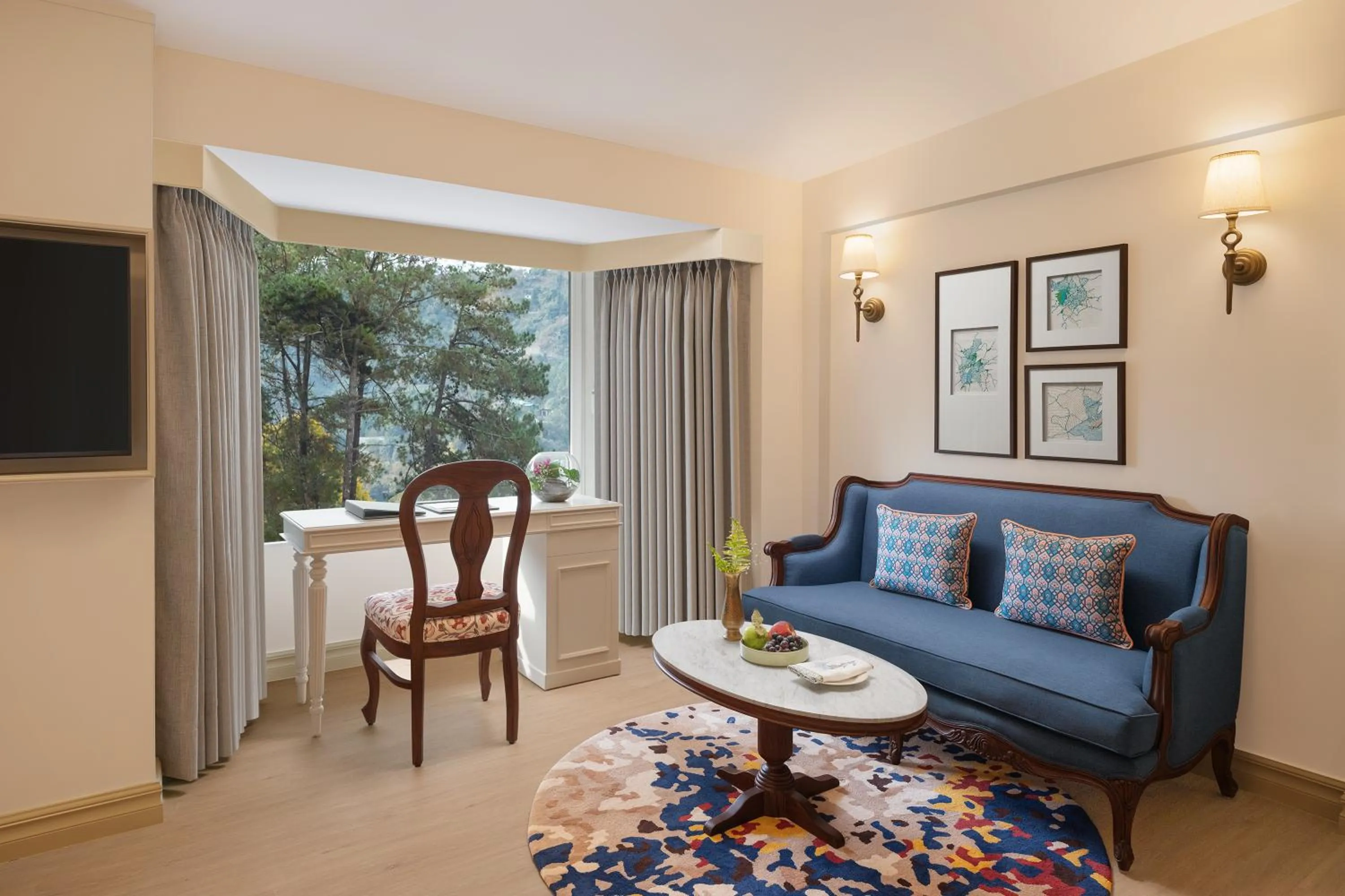 Seating area in Naukuchia House, Naukuchiatal - IHCL SeleQtions