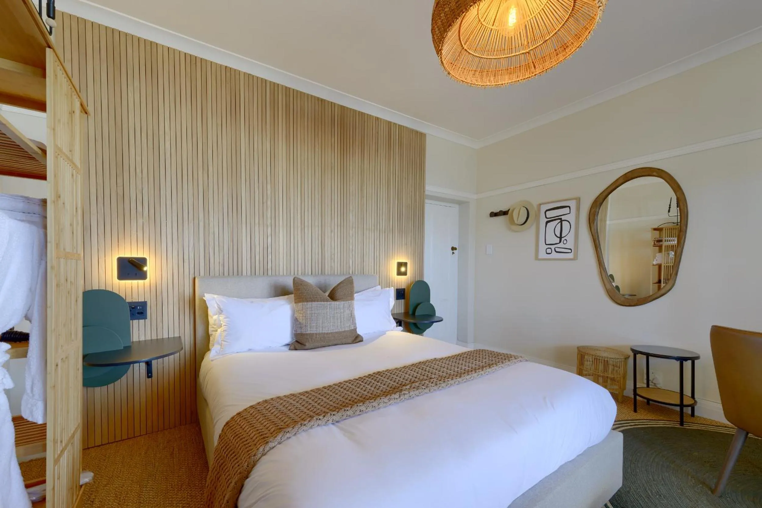 Bed in Stoep By Ideas Cartel