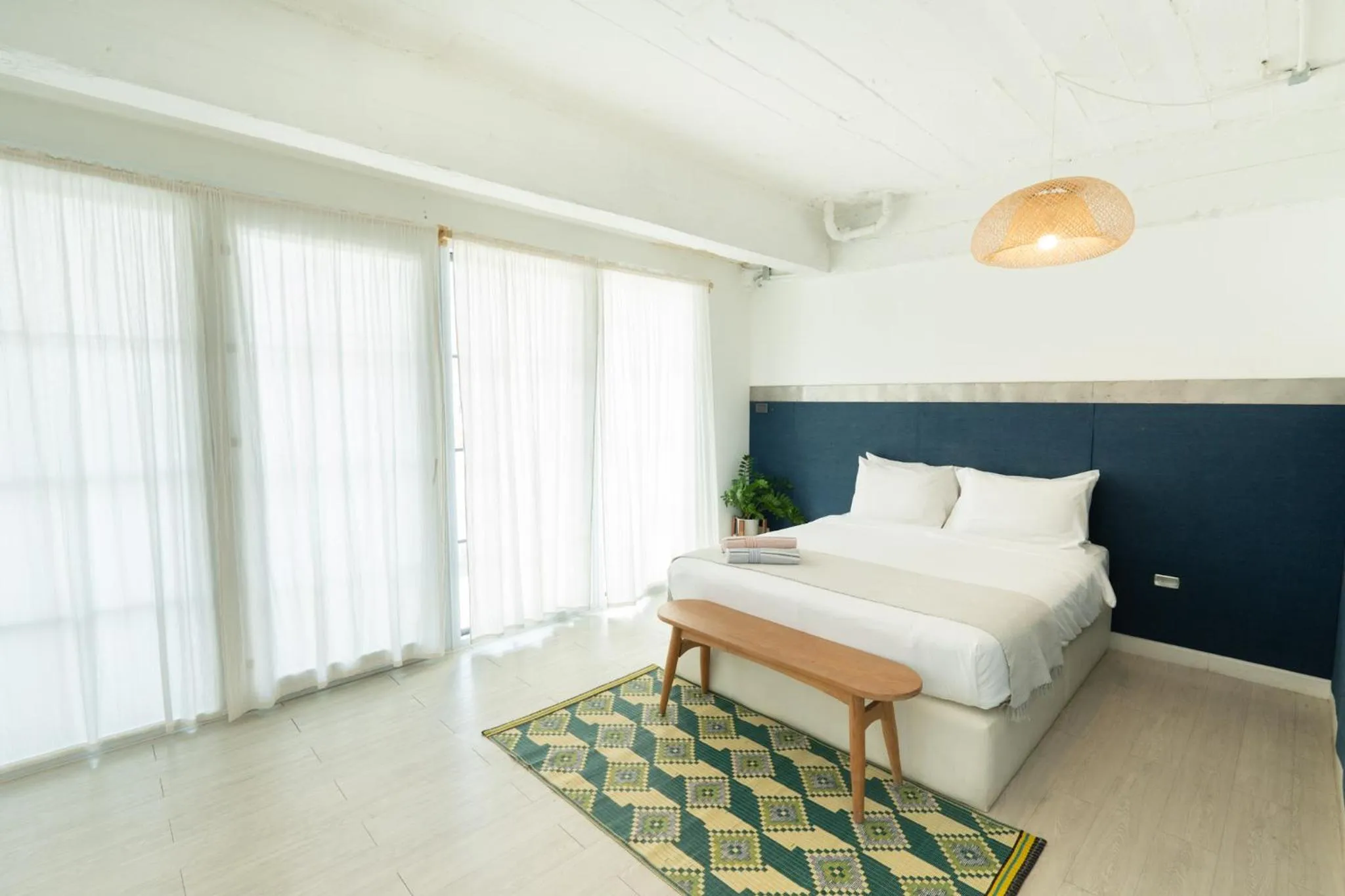 Bed in The Local Khaosan Bangkok Hotel