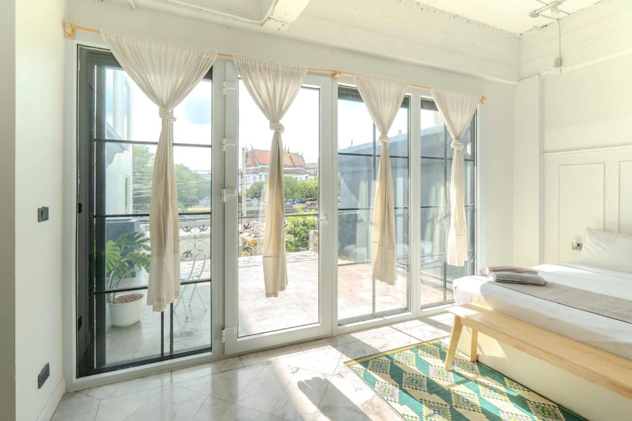 Bed in The Local Khaosan Bangkok Hotel