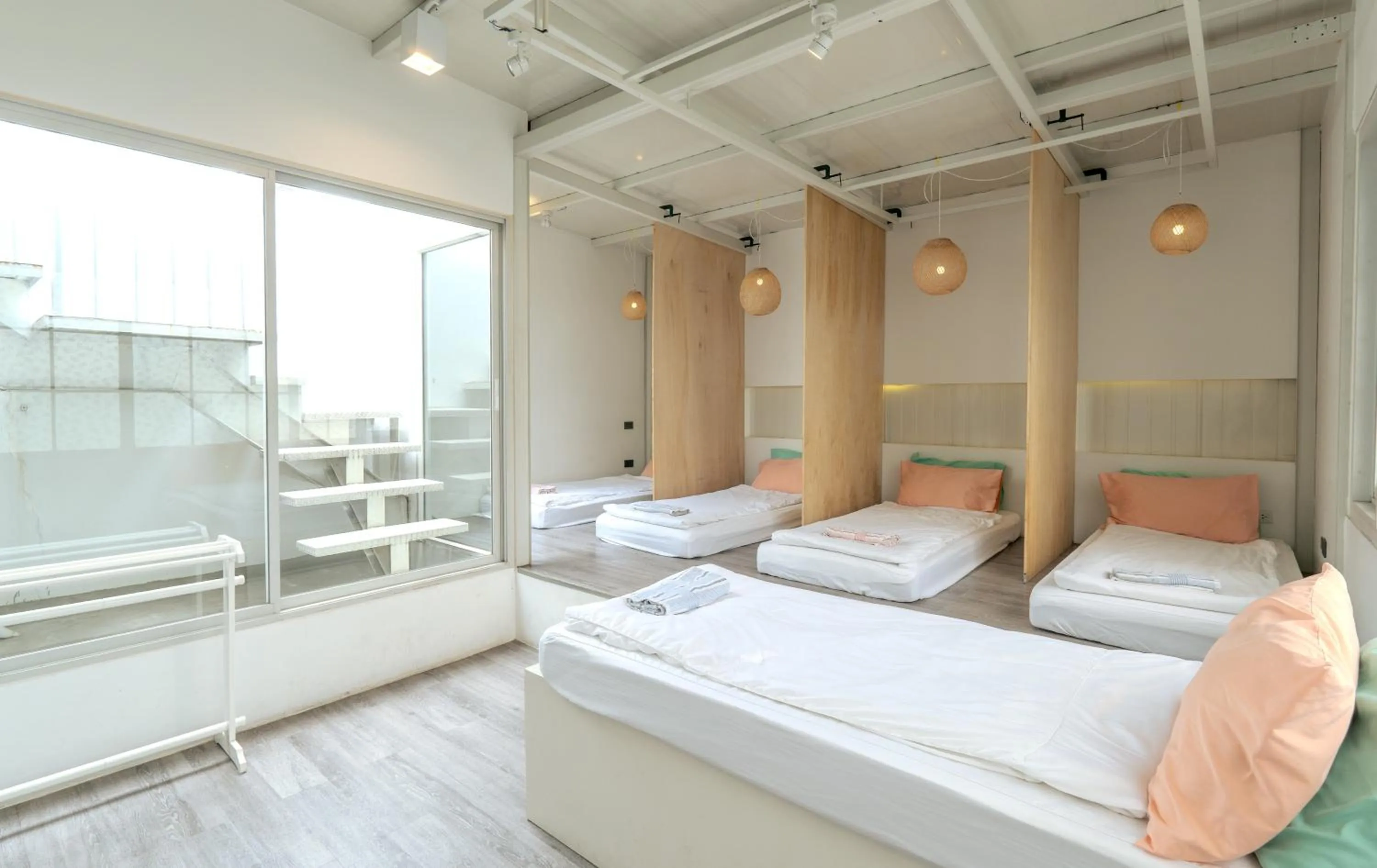 Bed in The Local Khaosan Bangkok Hotel