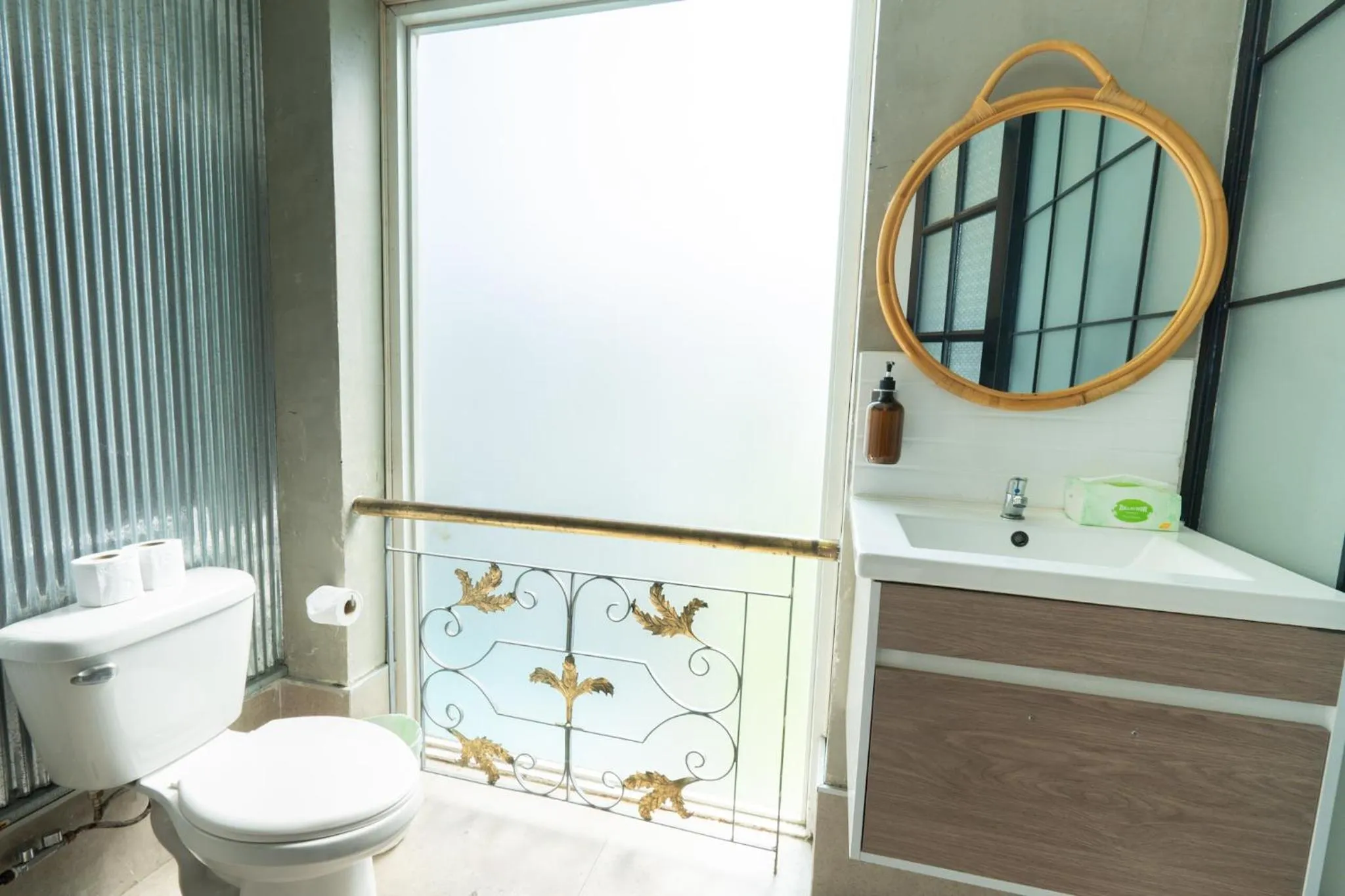 The Local Khaosan Bangkok Hotel