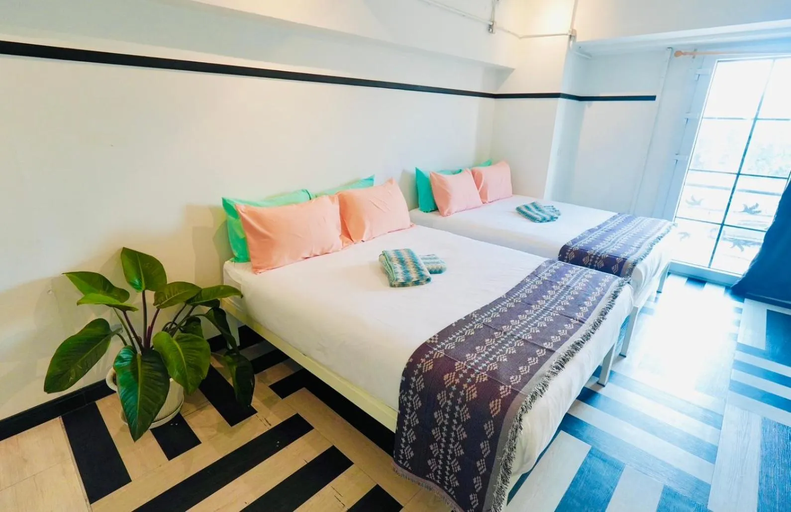 Bed in The Local Khaosan Bangkok Hotel