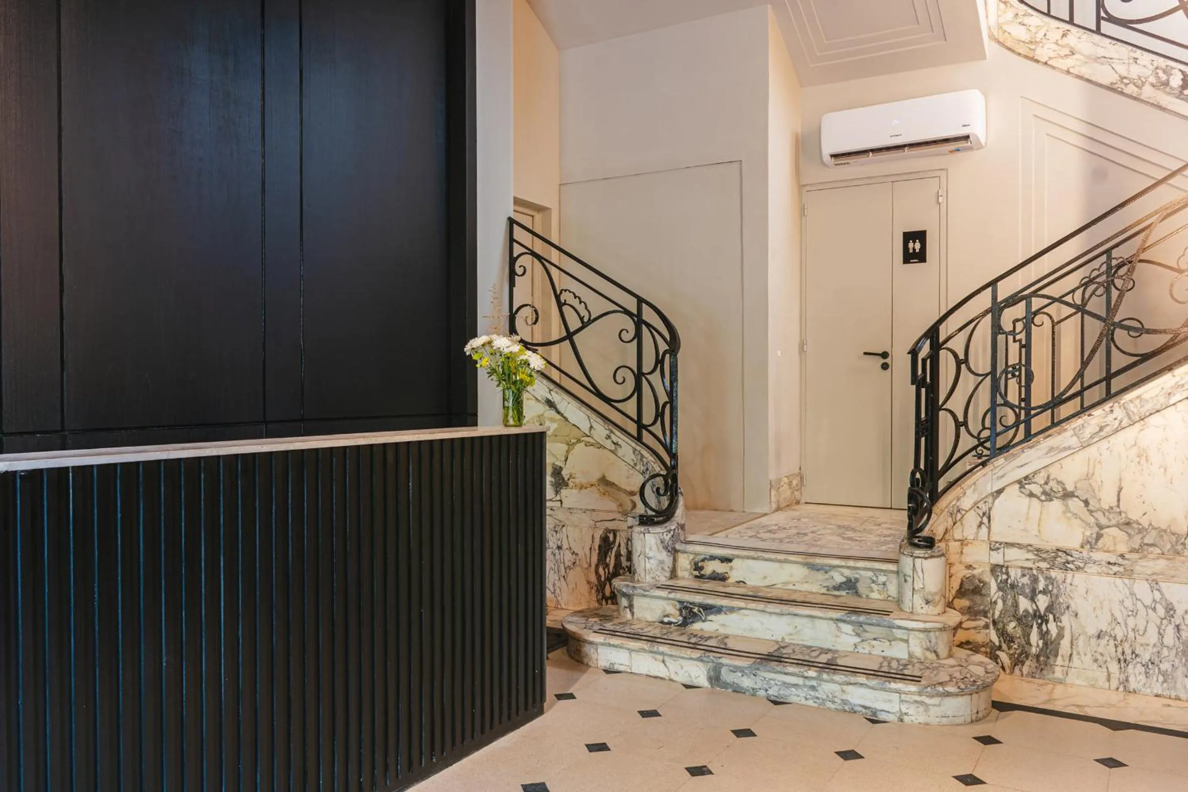 Property building in Main By Babel