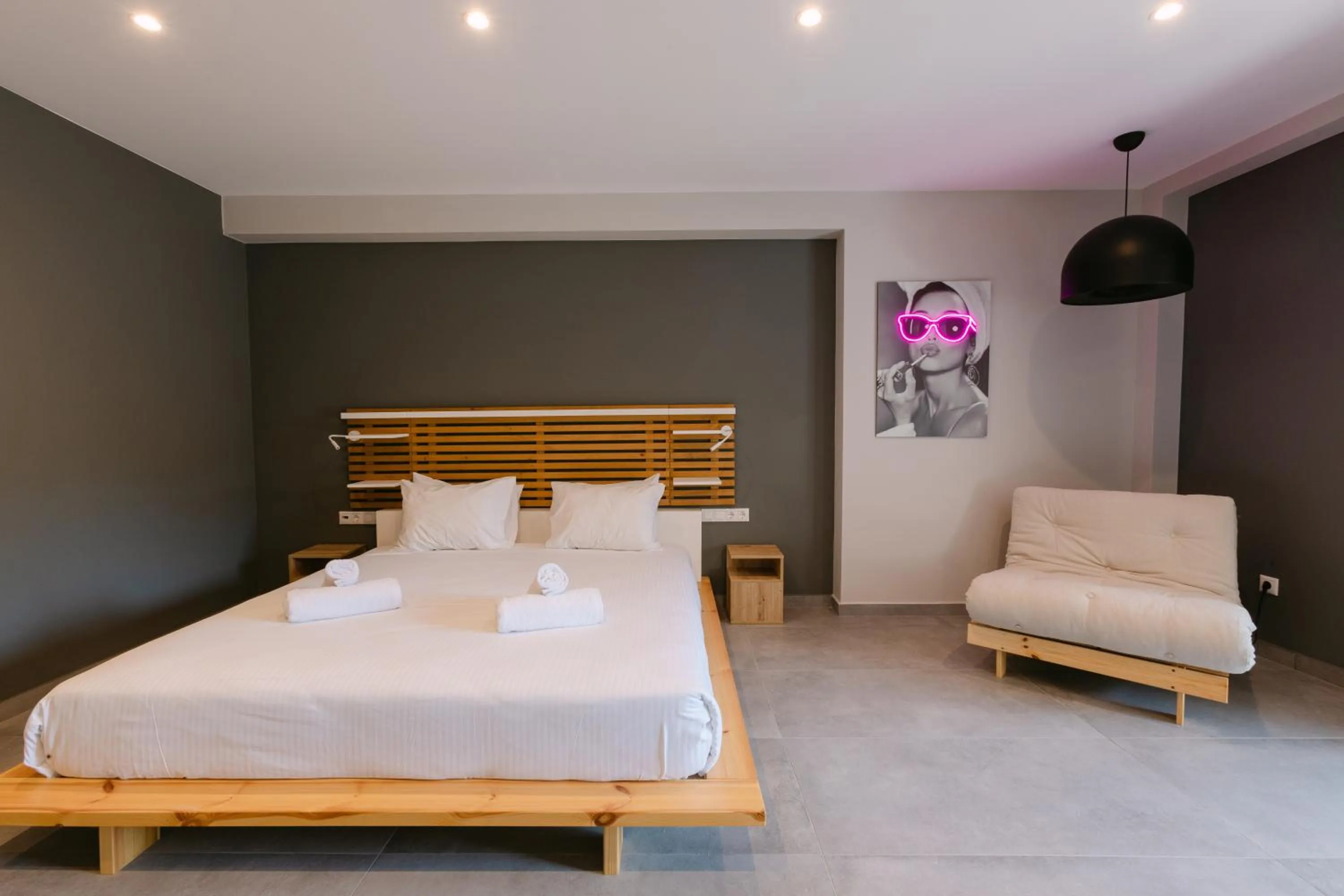 Bed in 11 Reasons Why Metaxourgeio