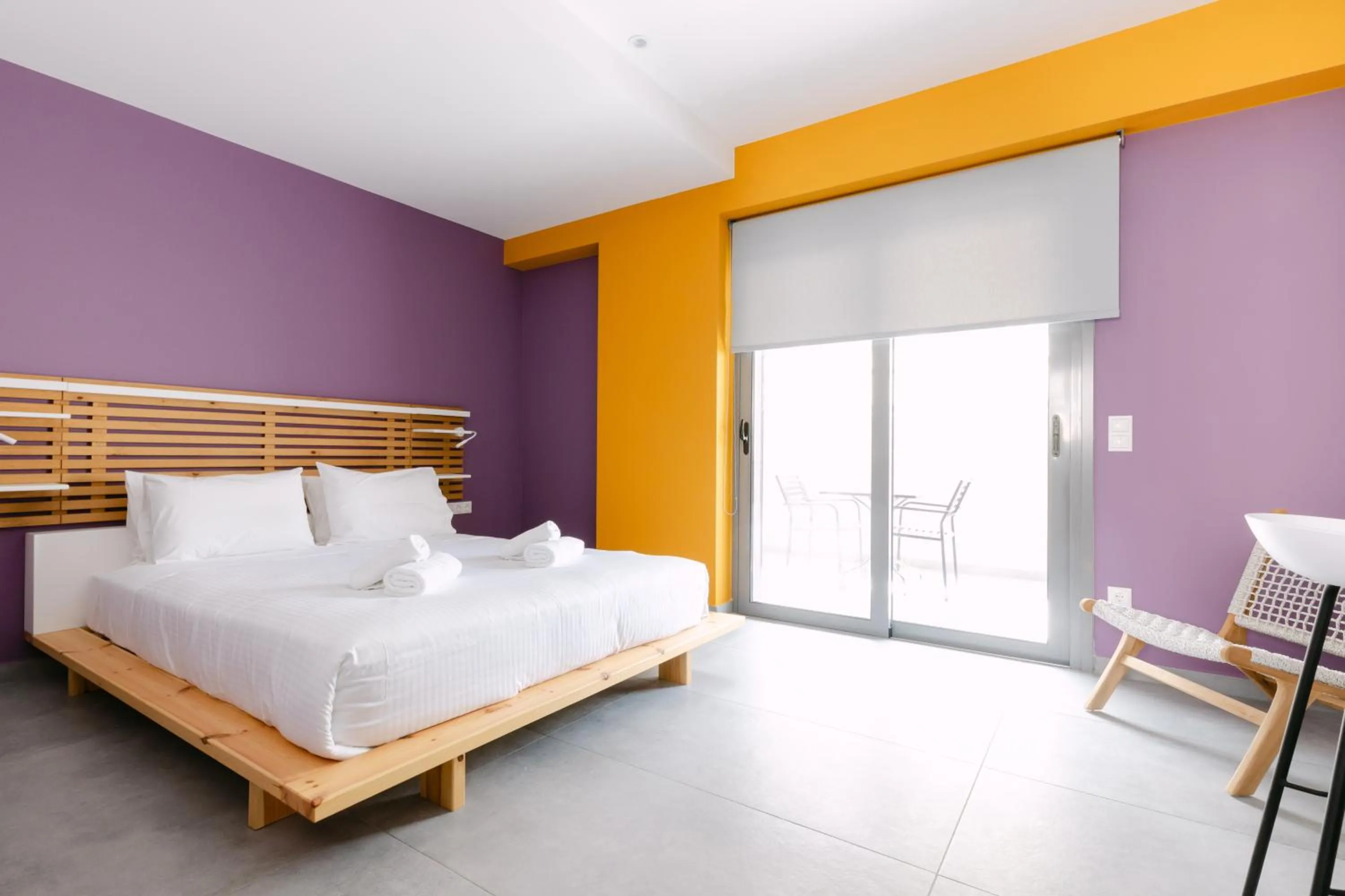 Photo of the whole room, Bed in 11 Reasons Why Metaxourgeio