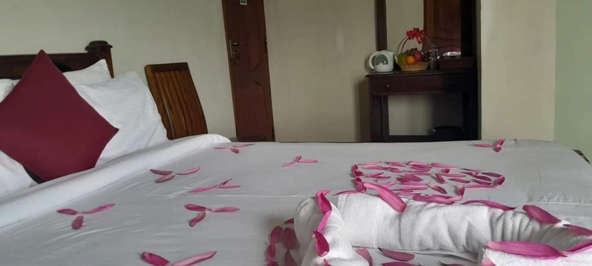 Bed in Villa Arunalu Kandy