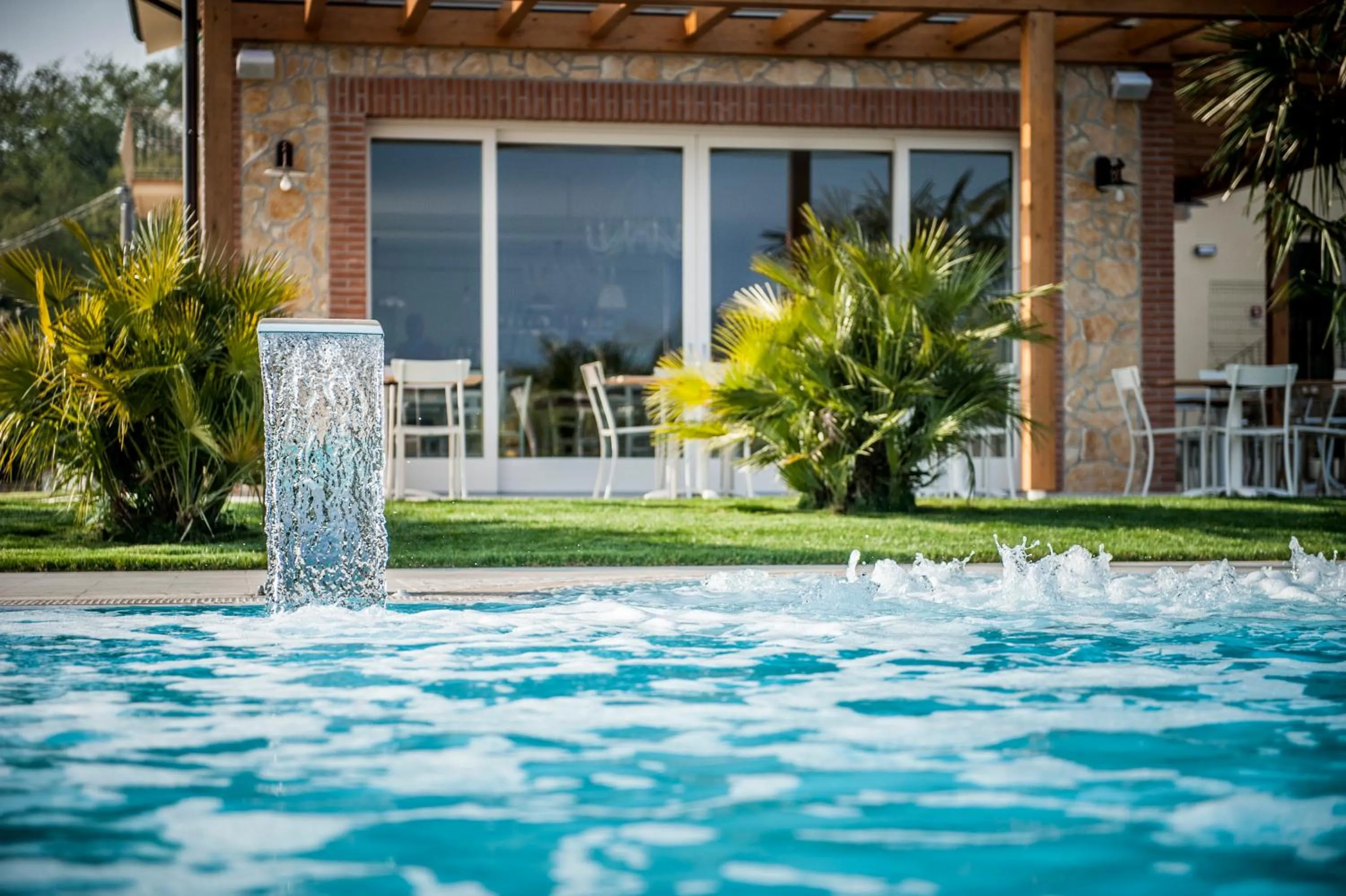 Swimming pool in Locanda Corte Montioni