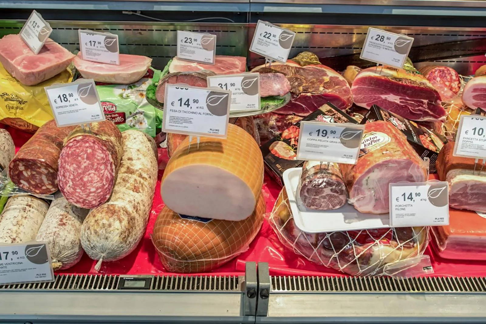 Supermarket/grocery shop in Portofelice Camping Village