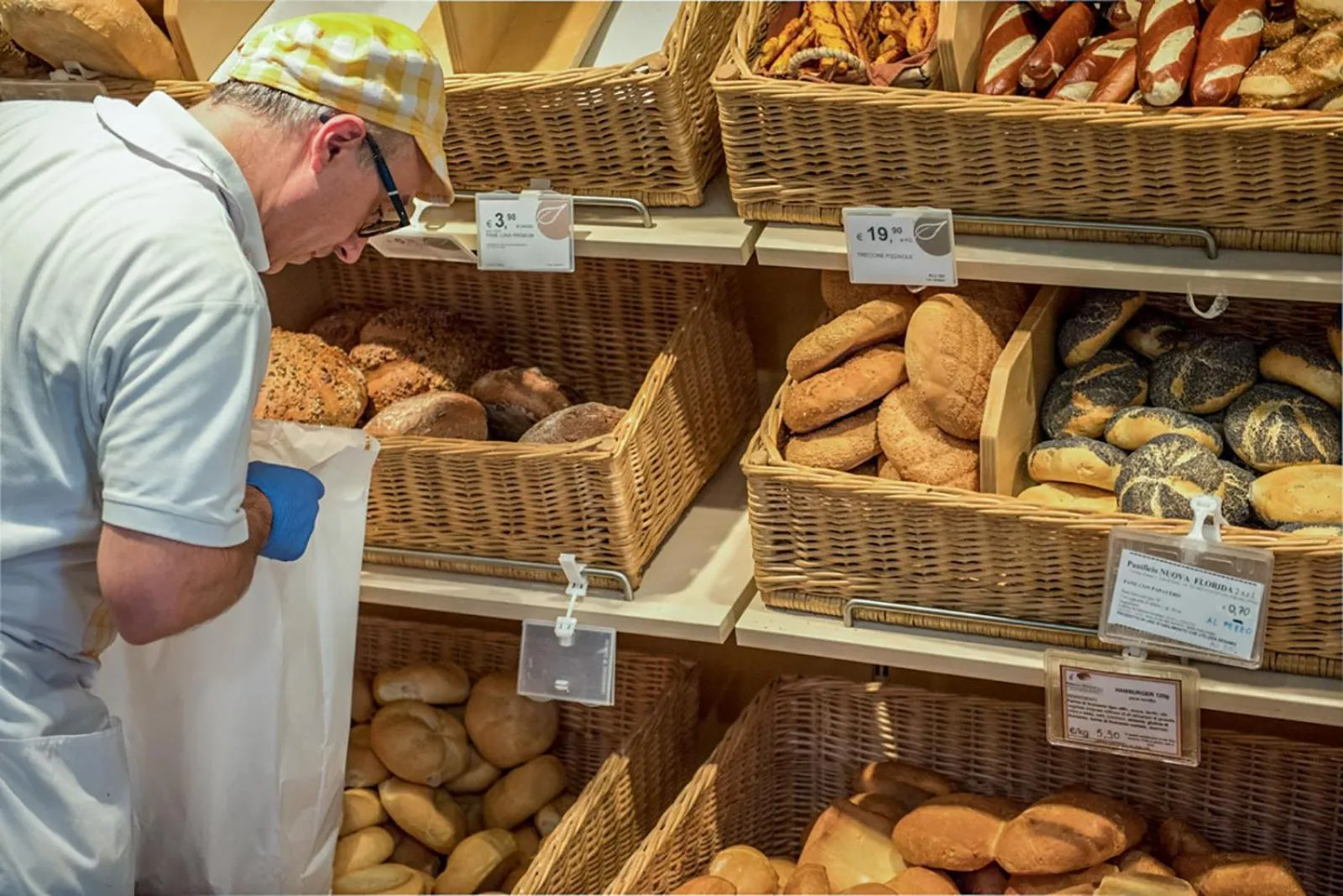 Supermarket/grocery shop in Portofelice Camping Village