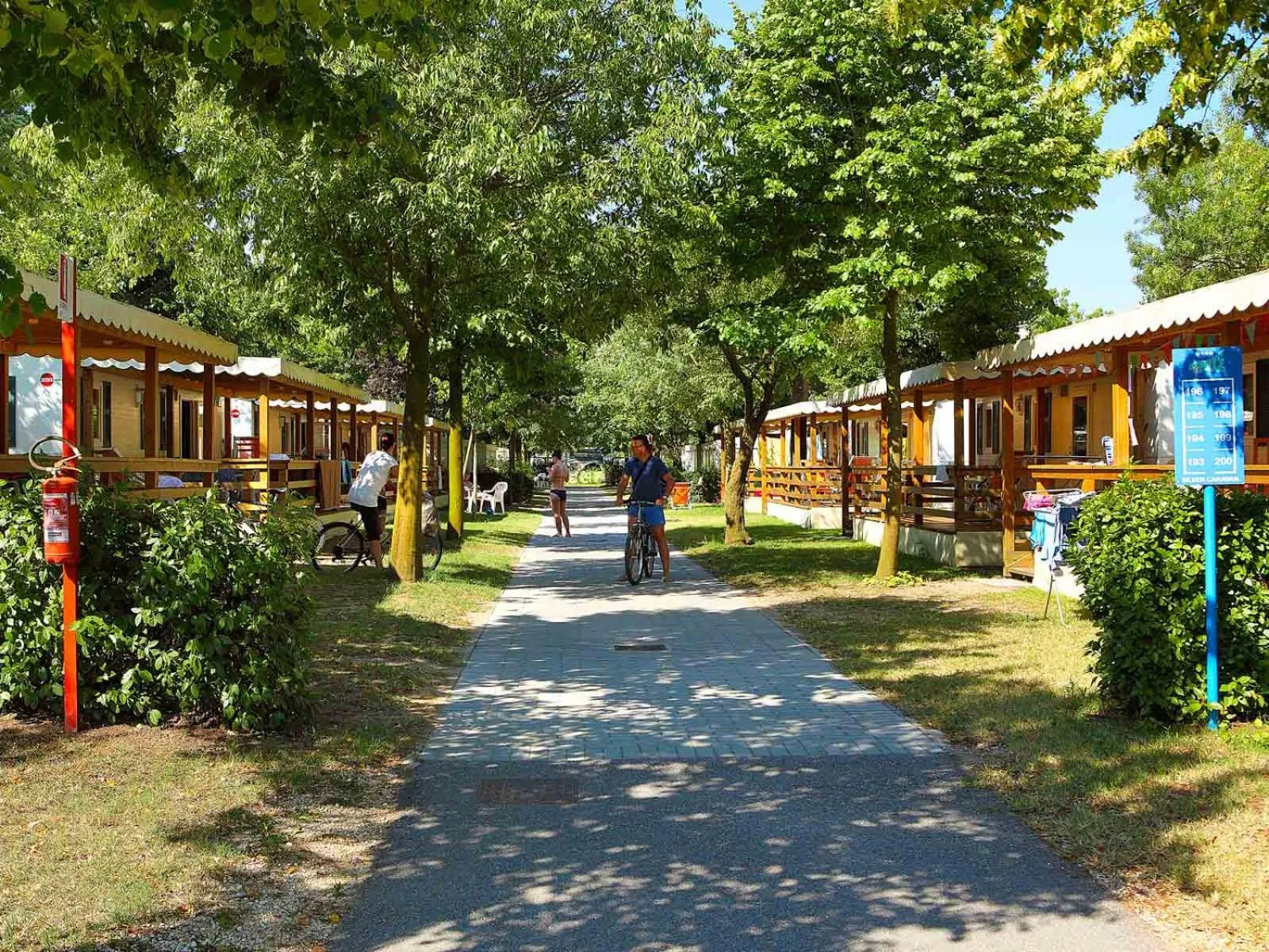 People in Portofelice Camping Village