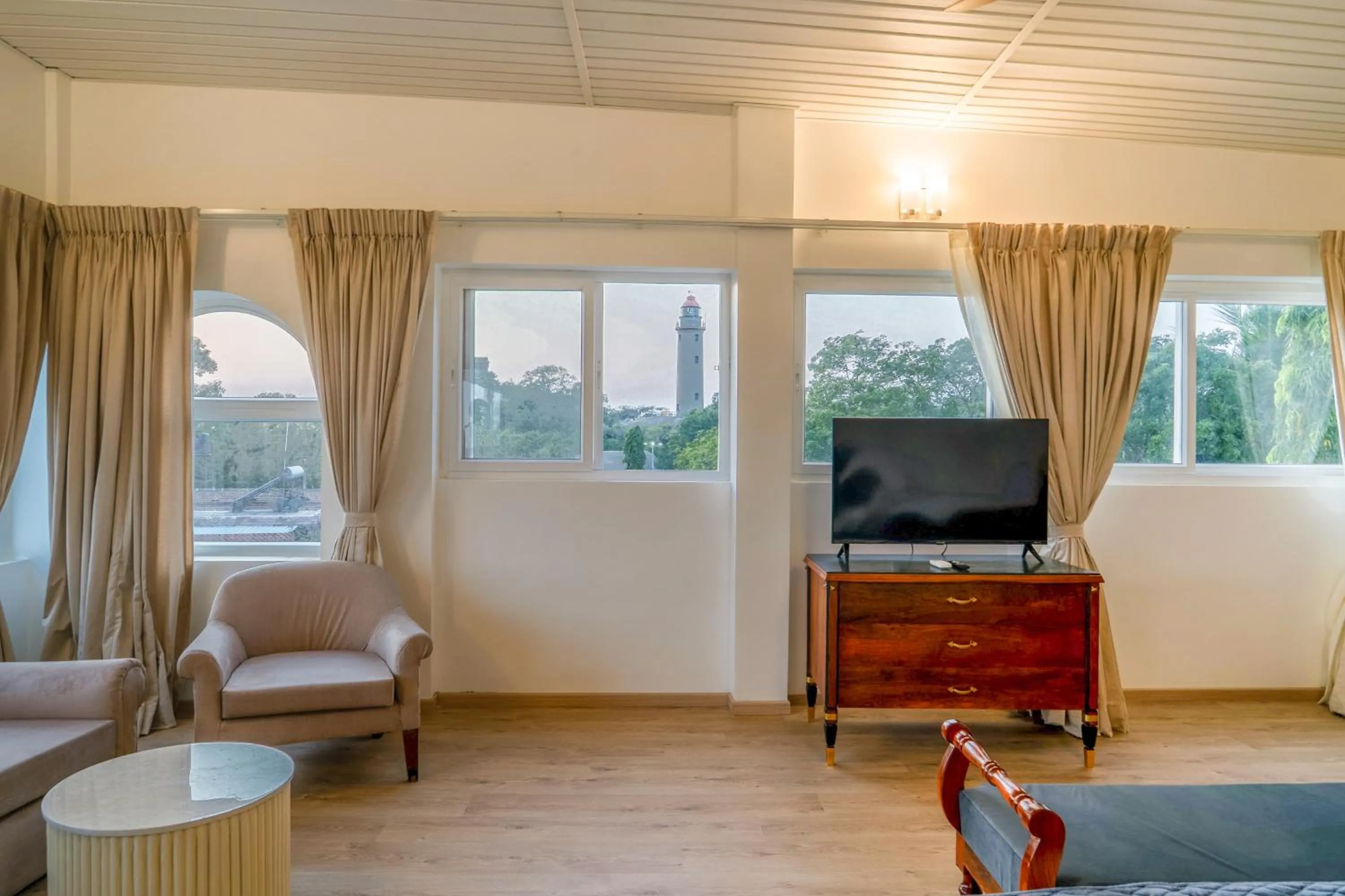 Madras Chronicle Bay Resort & Spa