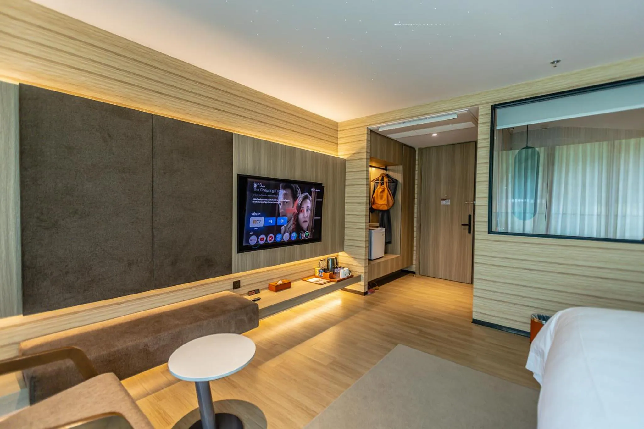 Communal lounge/ TV room in Viewpoint Khaoyai Hotel