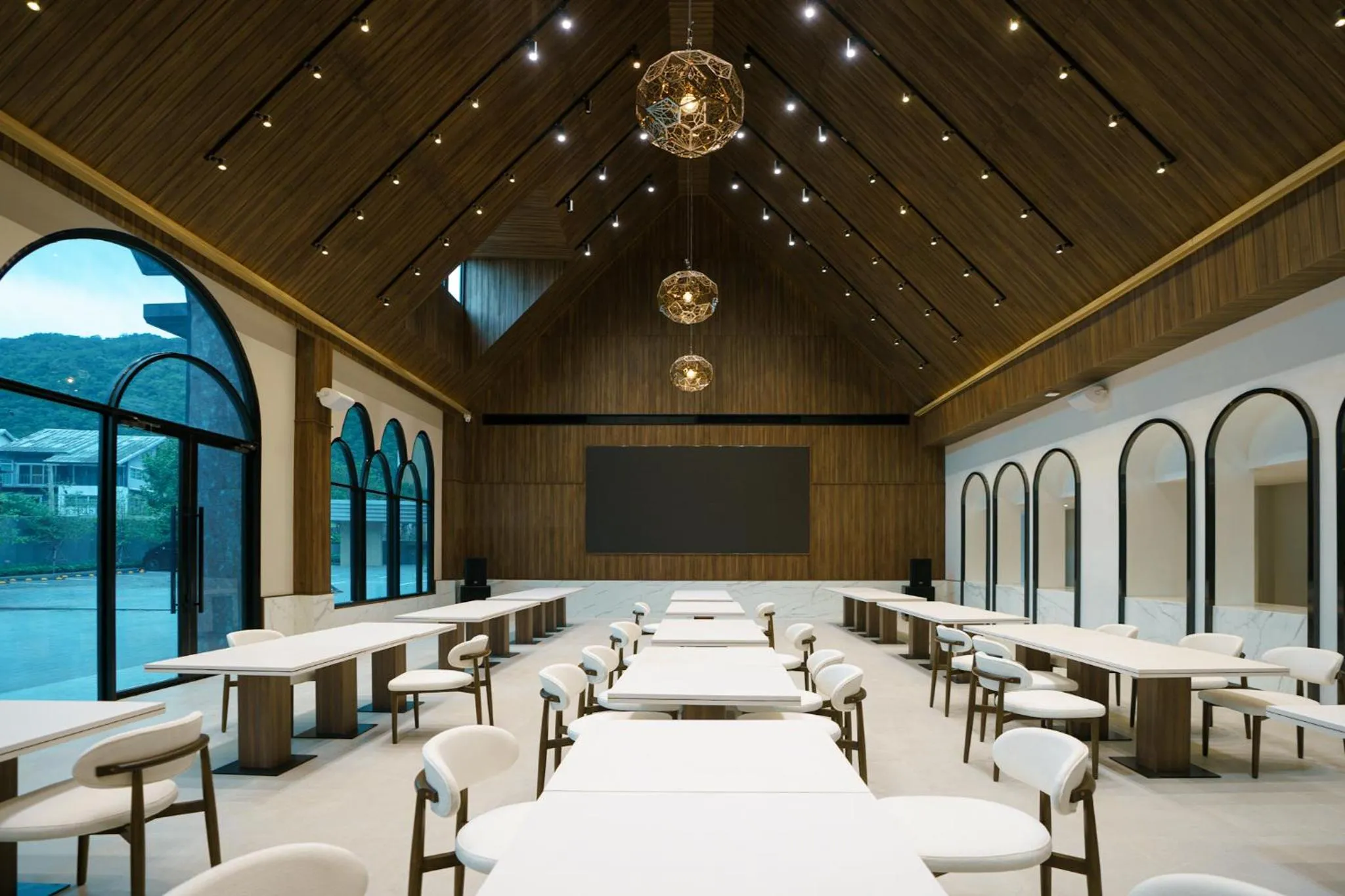 Meeting/conference room in Viewpoint Khaoyai Hotel