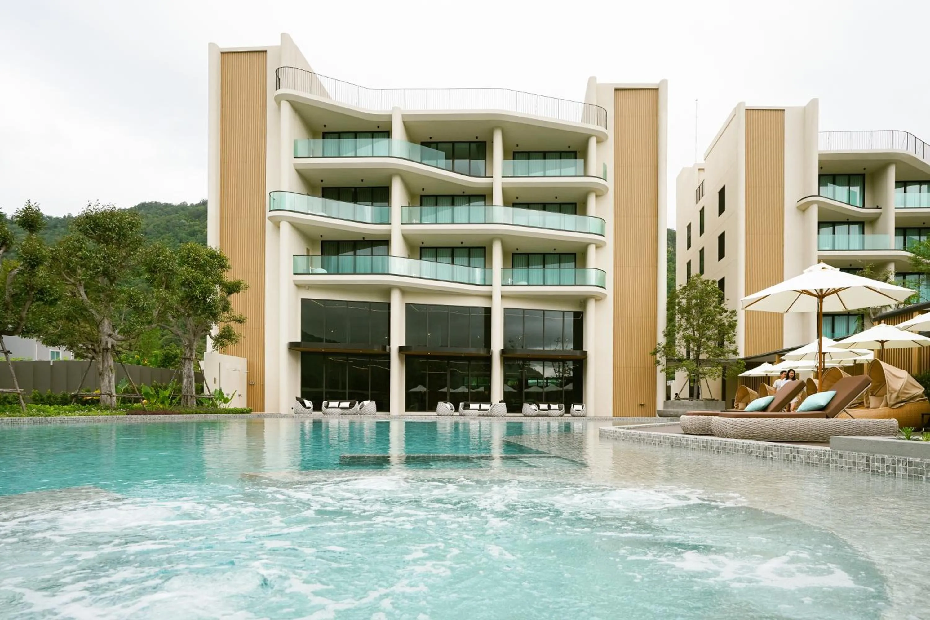 Swimming pool in Viewpoint Khaoyai Hotel