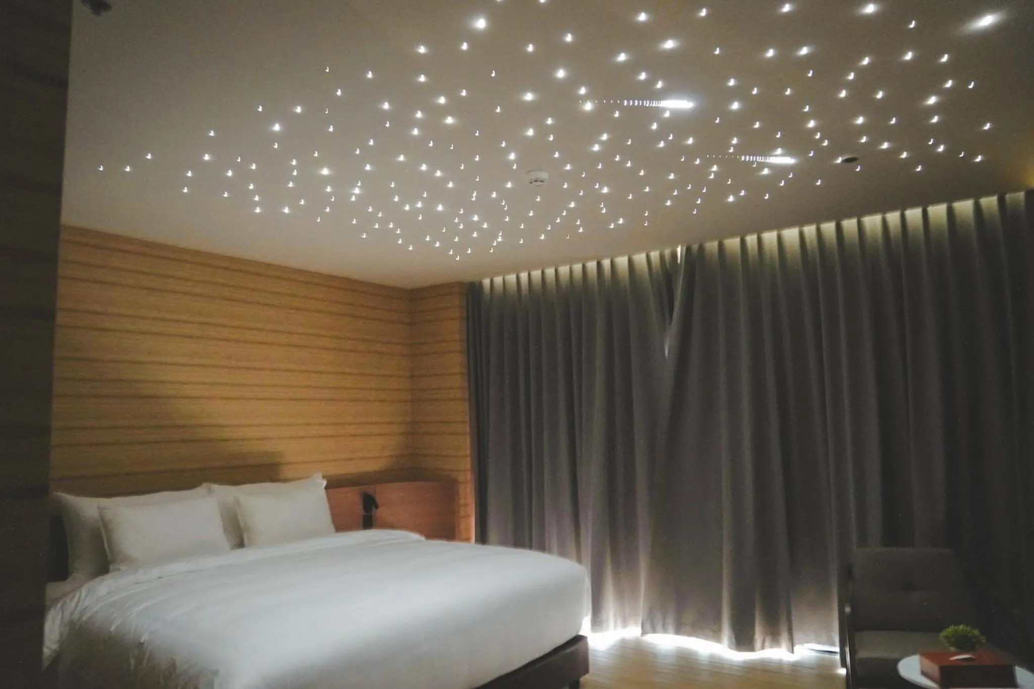 Bed in Viewpoint Khaoyai Hotel