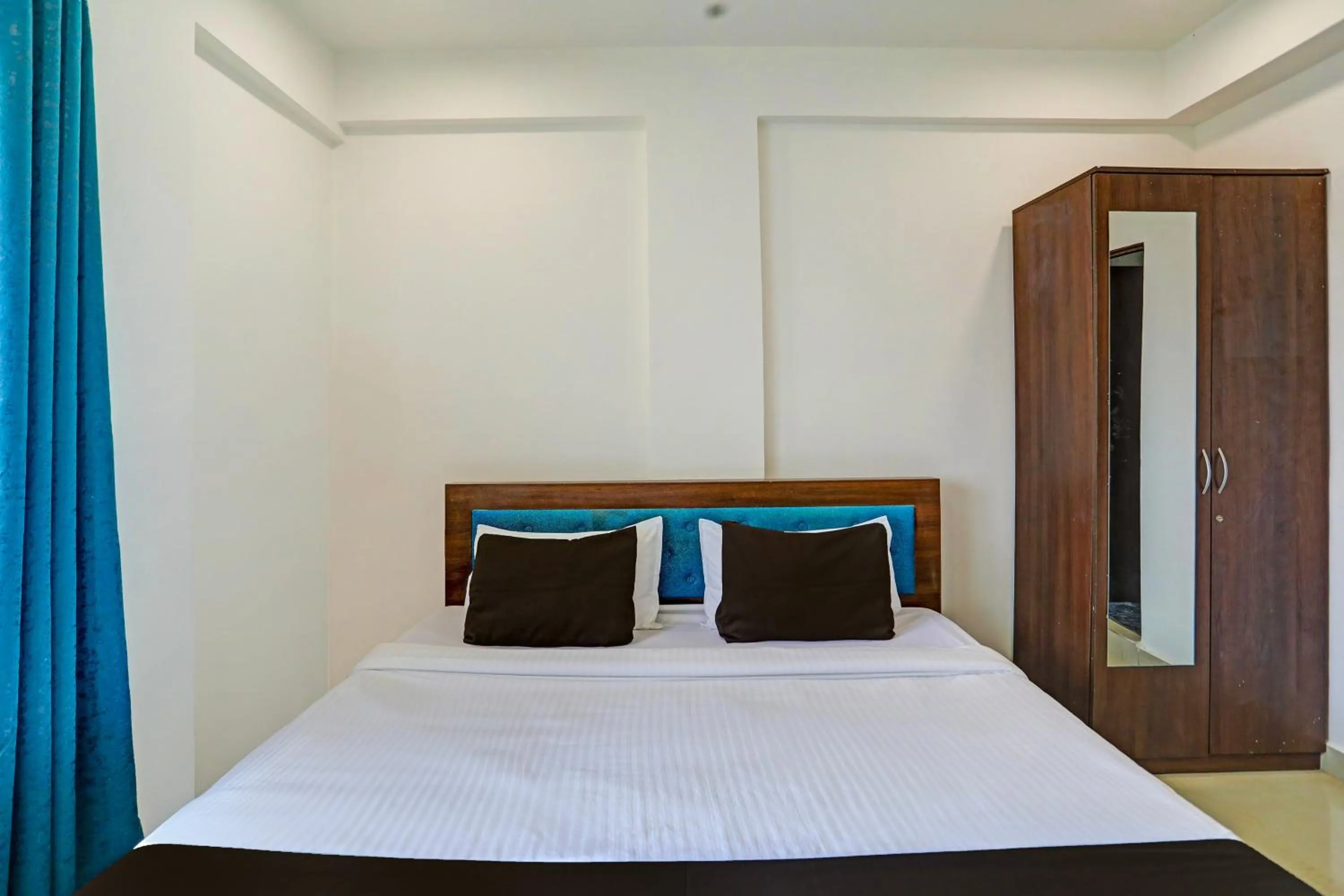 Bedroom, Bed in Hotel O YUVA INN