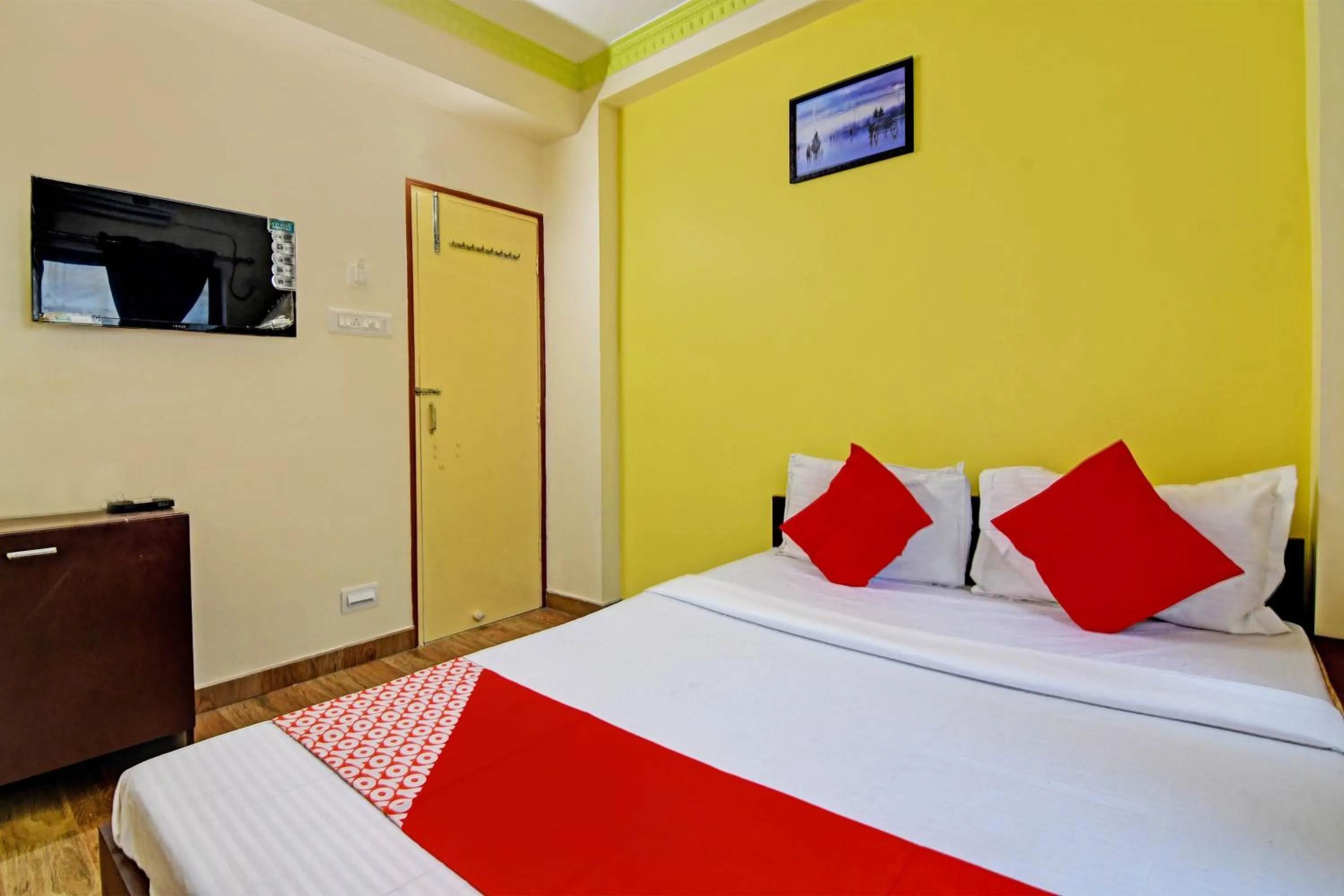 TV and multimedia in Hotel O Shree Near Akankha More