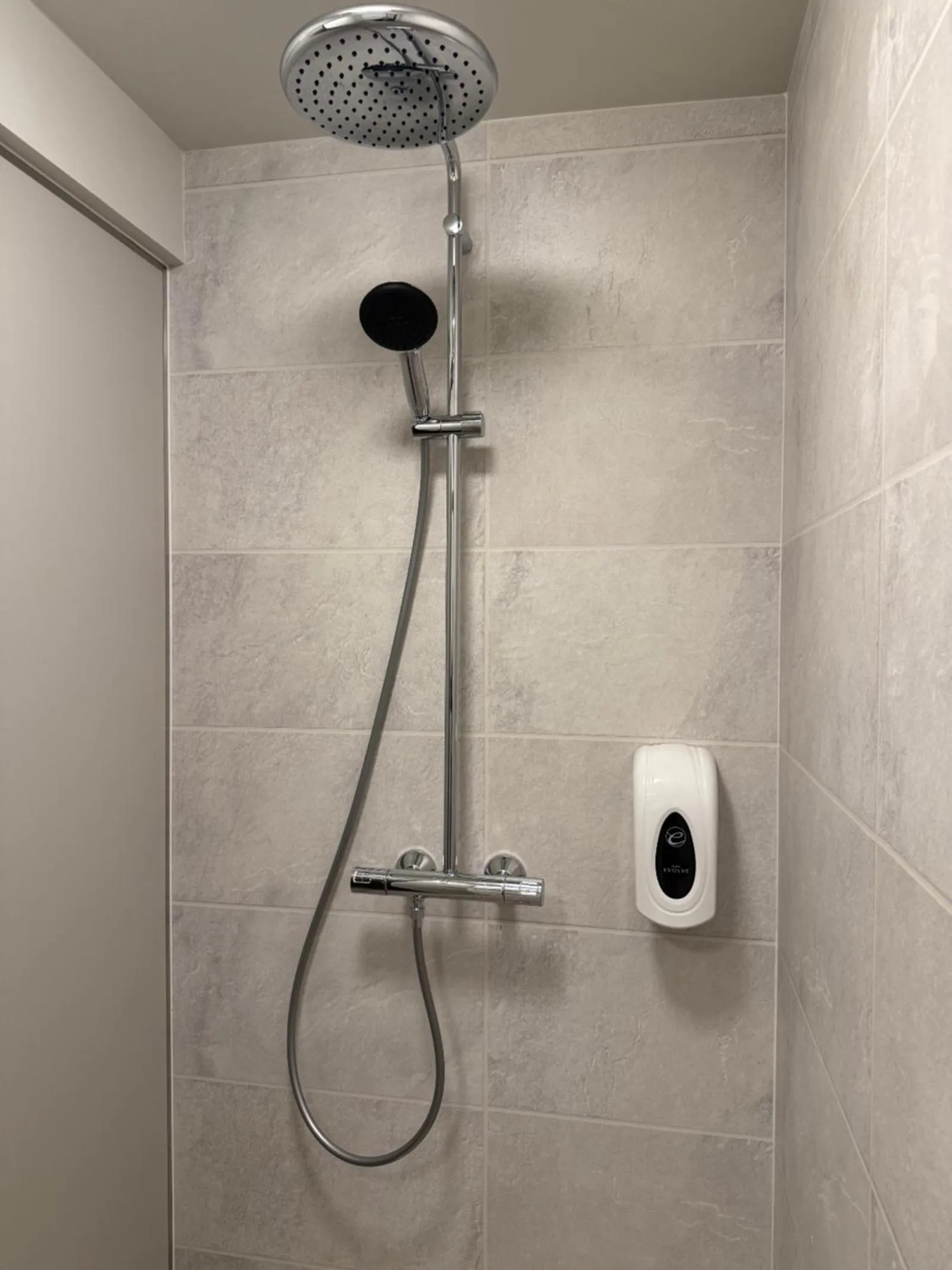 Shower in Skogar Hostel