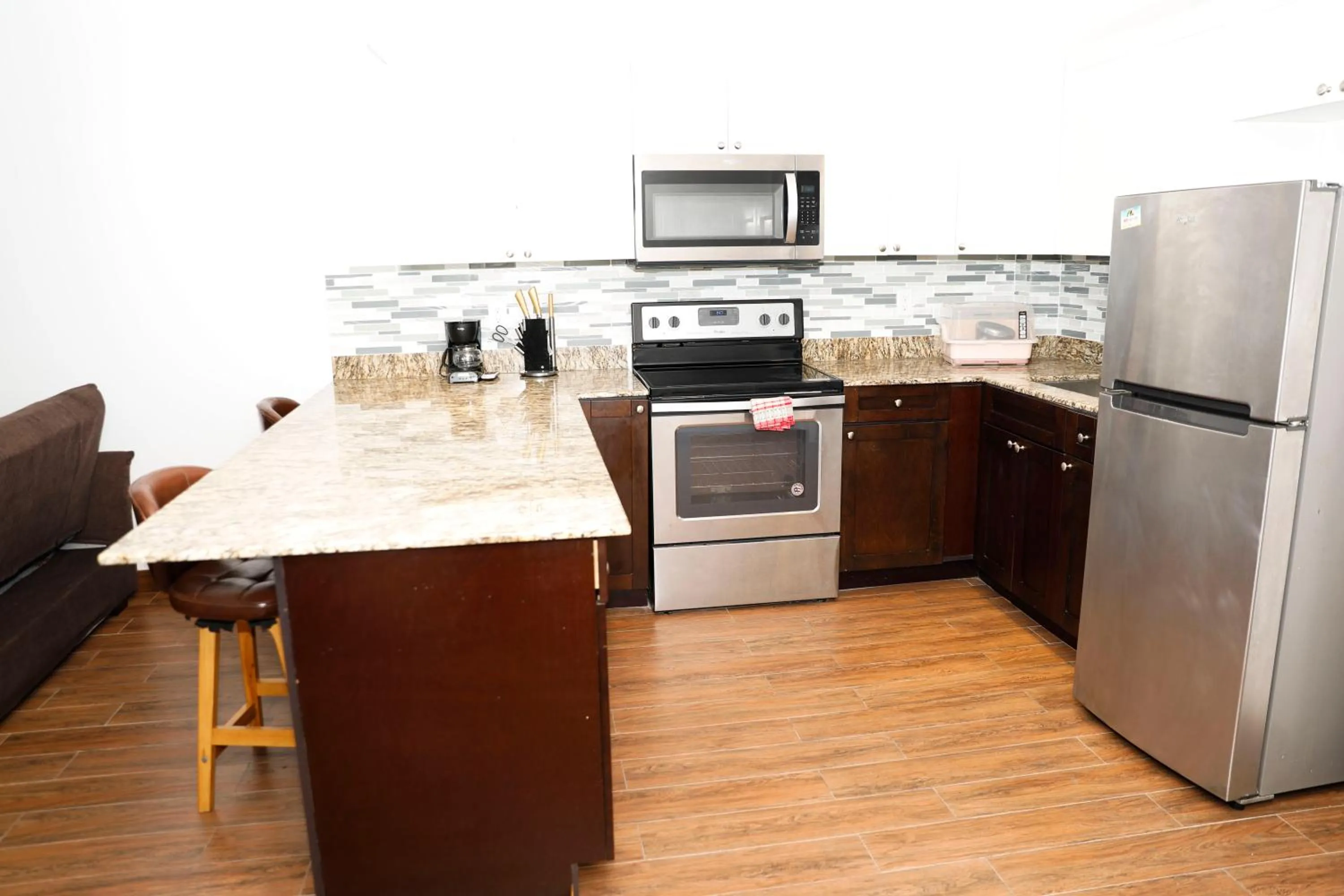 Kings Pavilion Suites Hotel