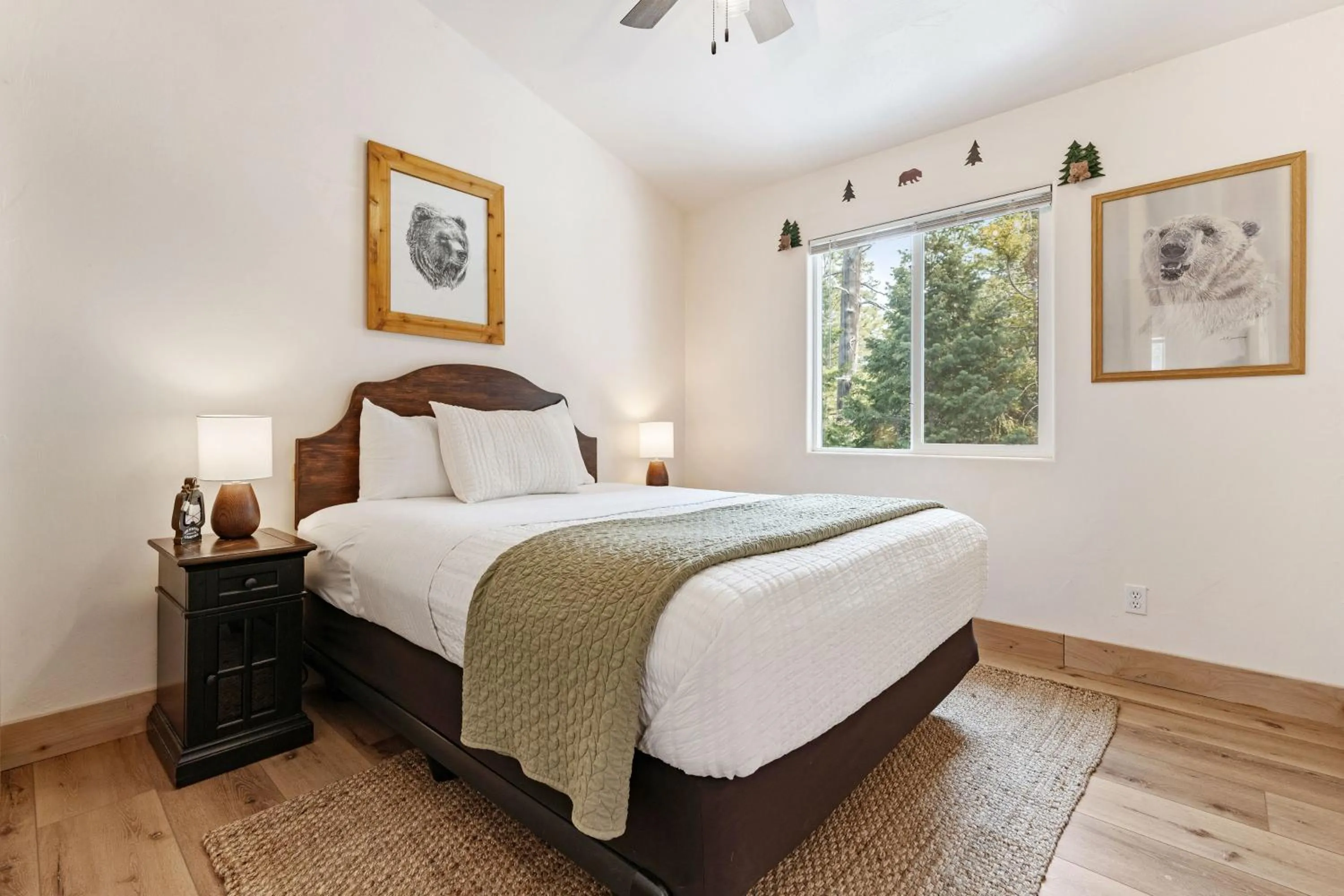 Bed in Duck Creek Village Inn