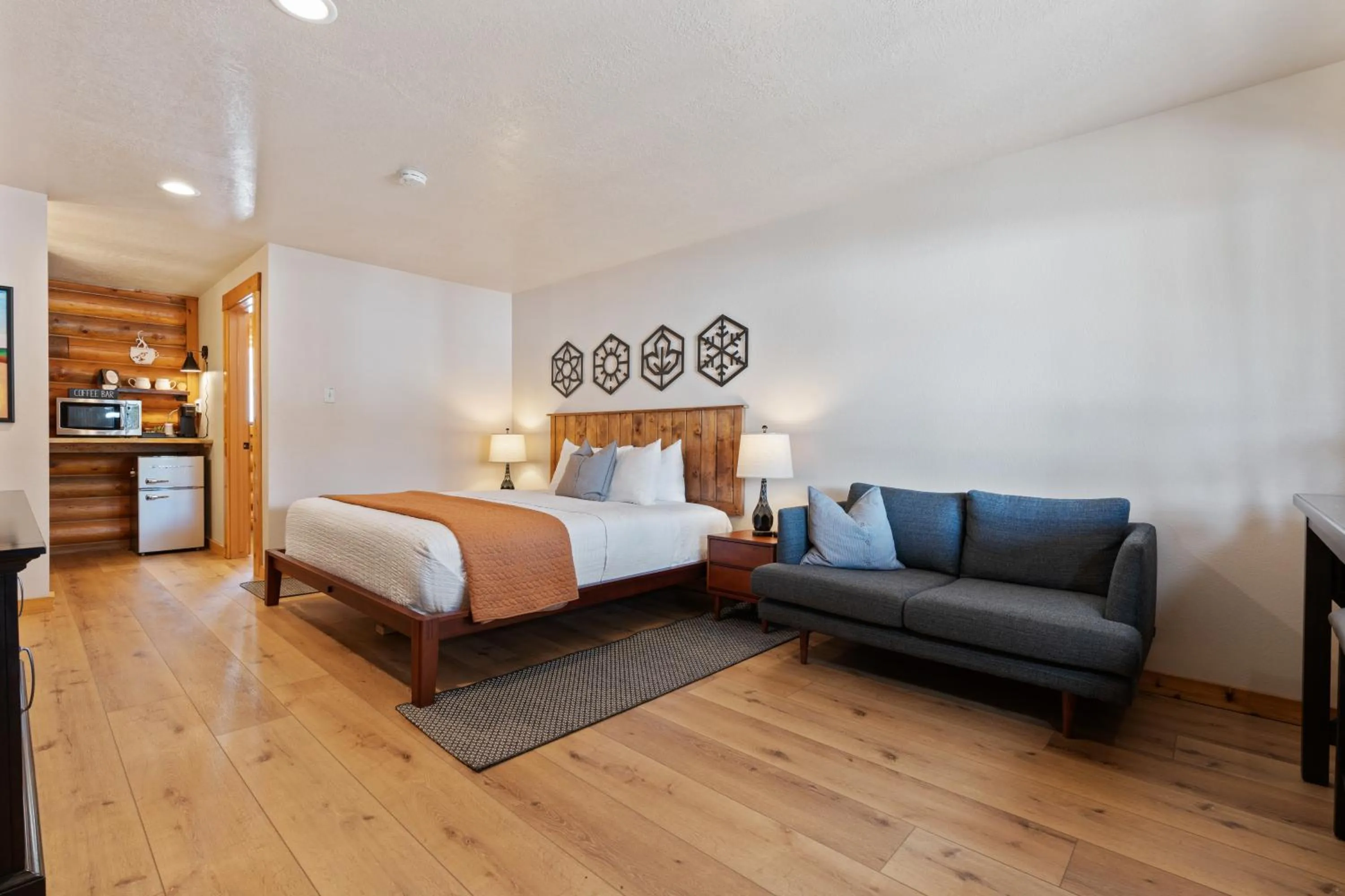 Bed in Duck Creek Village Inn