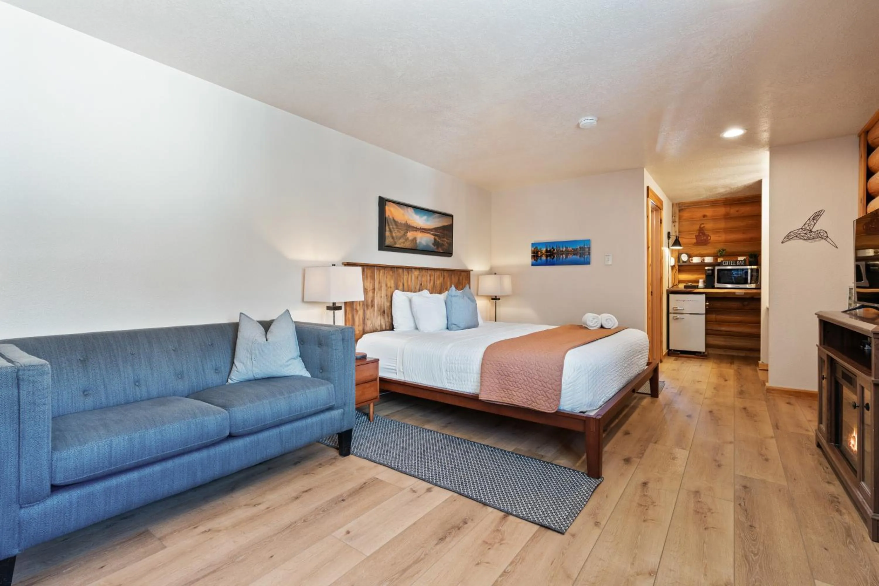 Bed in Duck Creek Village Inn