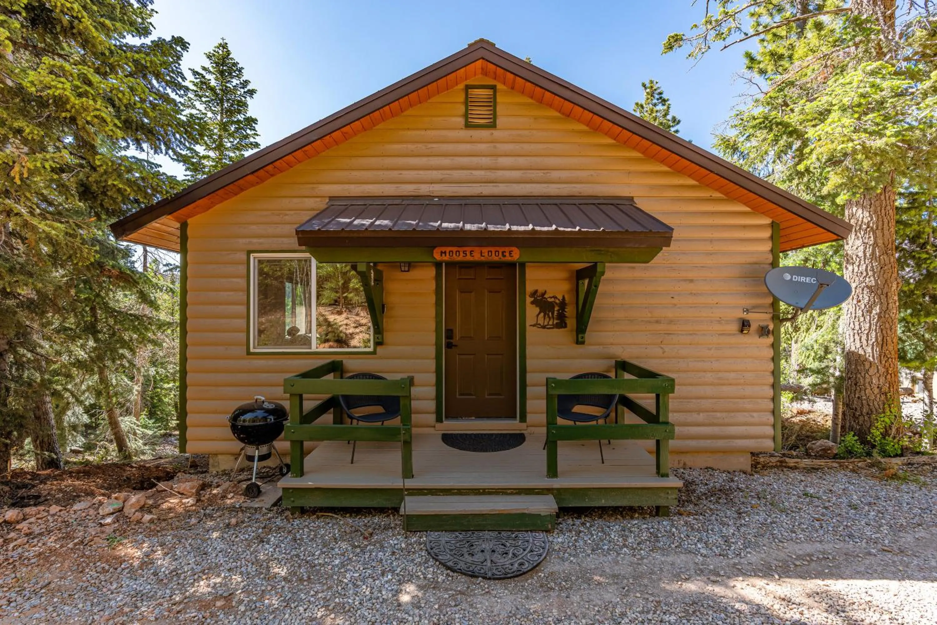 Property building in Duck Creek Village Inn