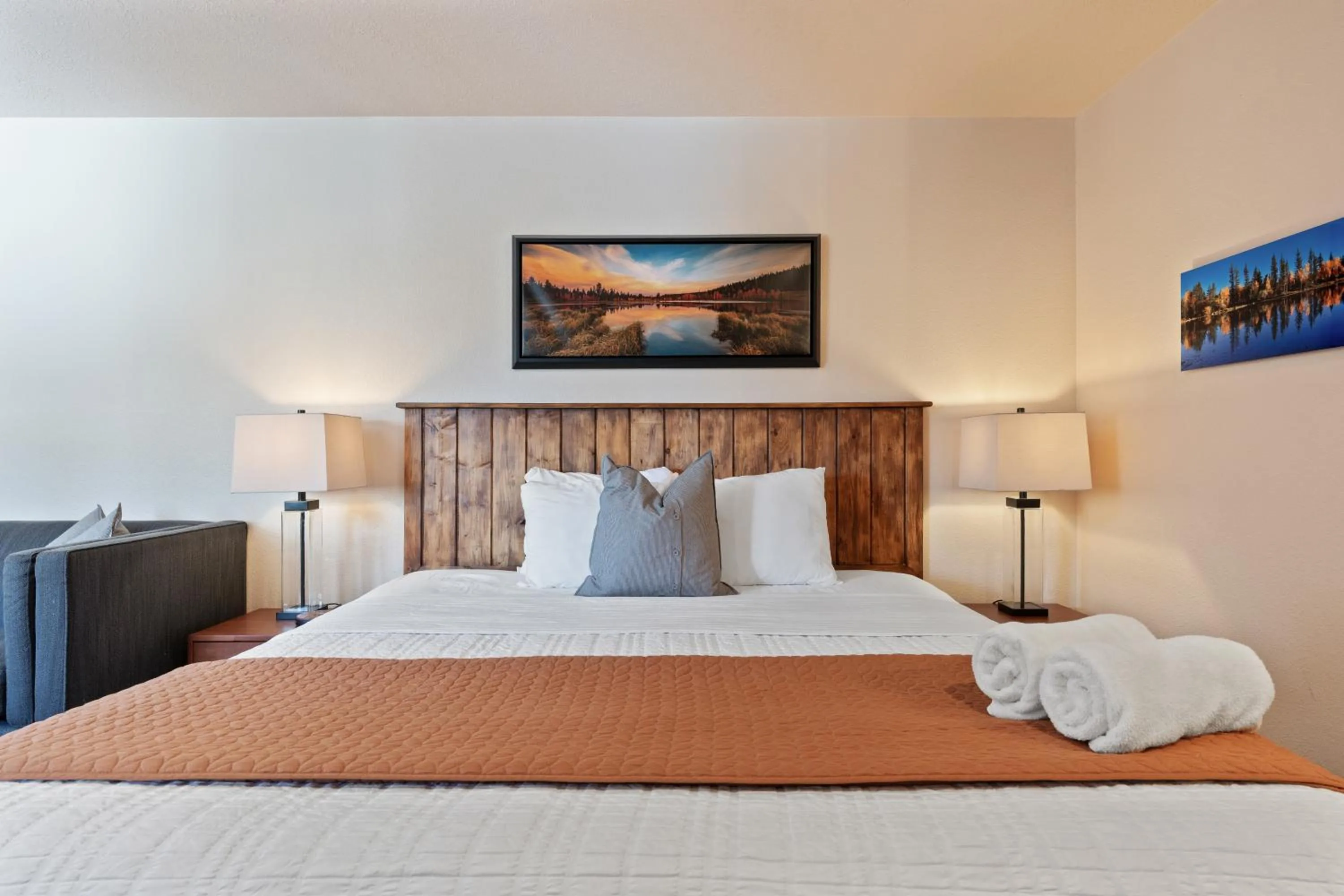 Bed in Duck Creek Village Inn