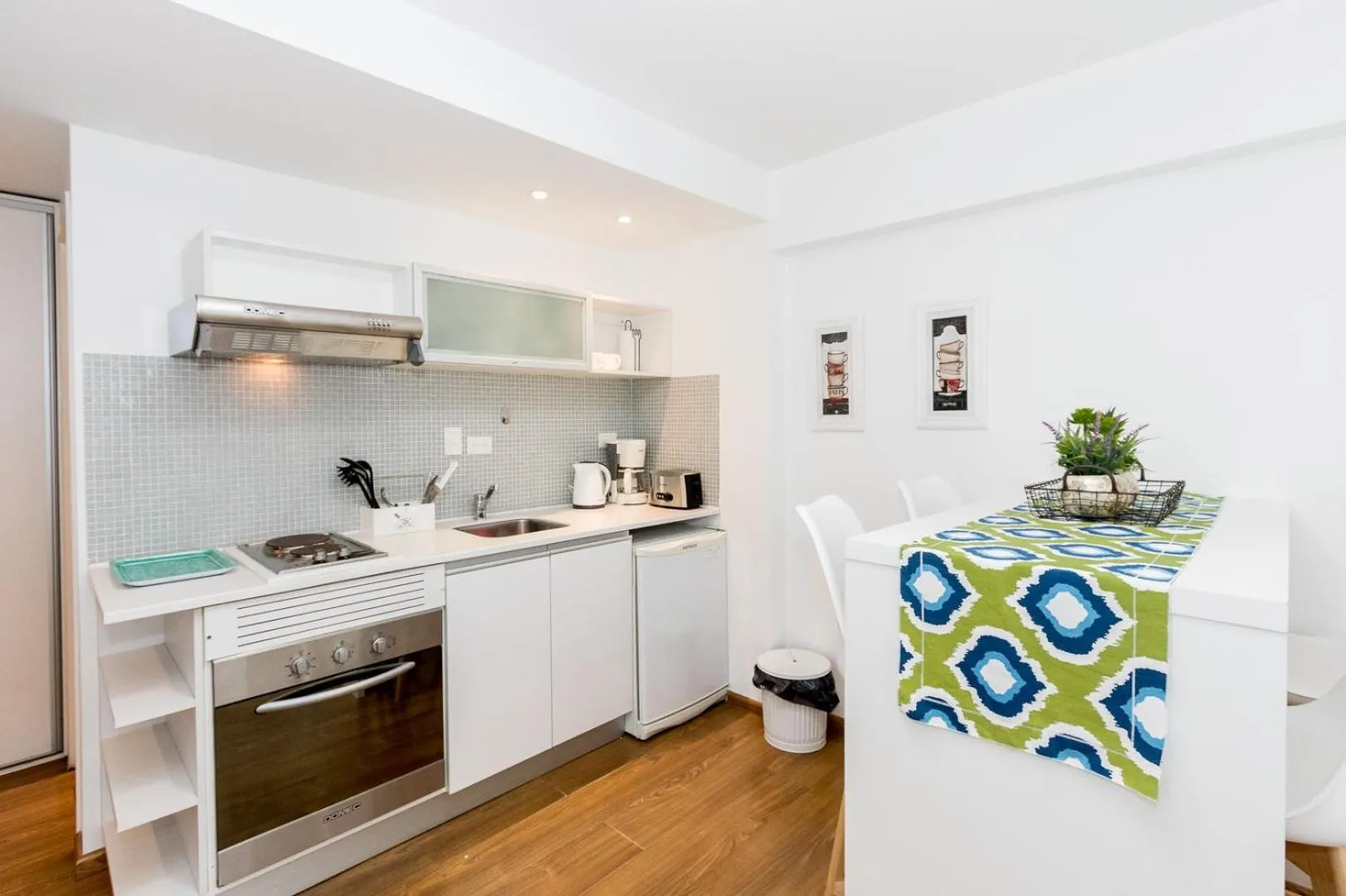 Kitchen or kitchenette in Pacifico Apartamentos