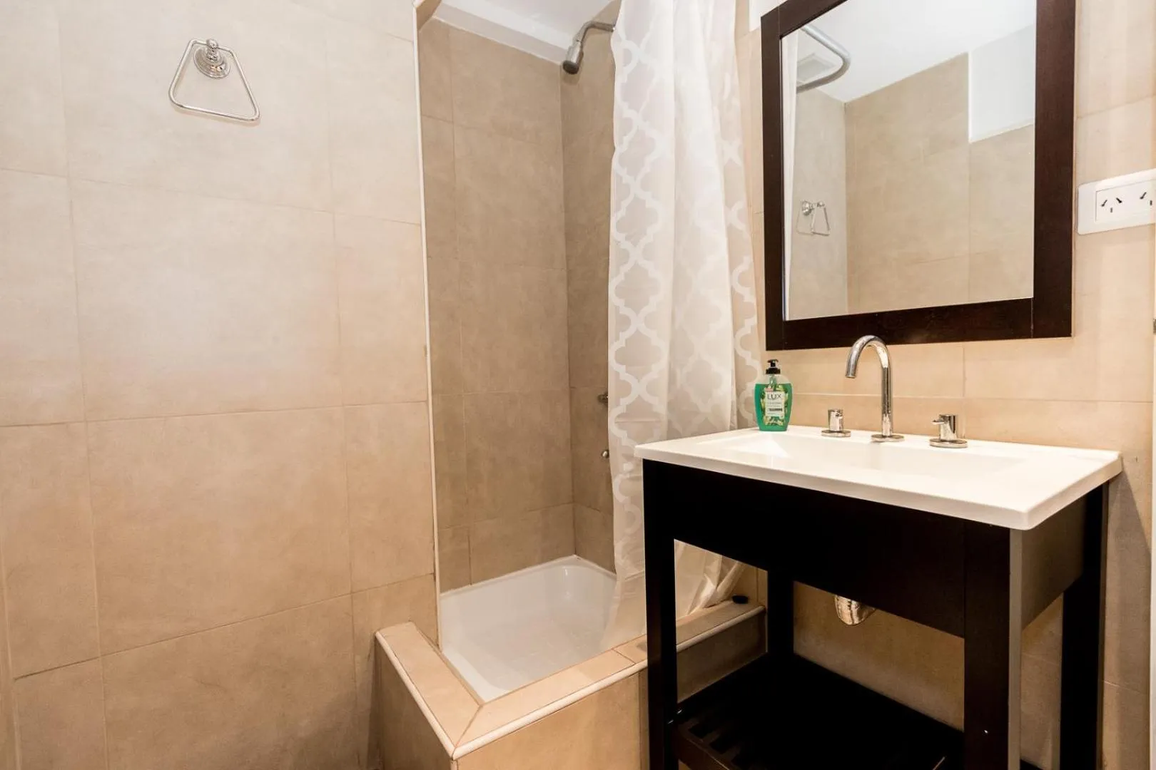 Shower in Pacifico Apartamentos