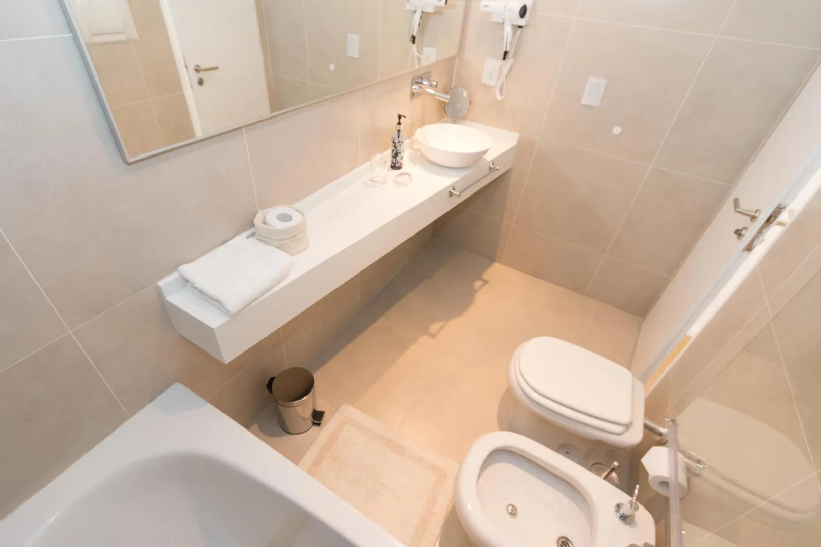 Bathroom in Pacifico Apartamentos