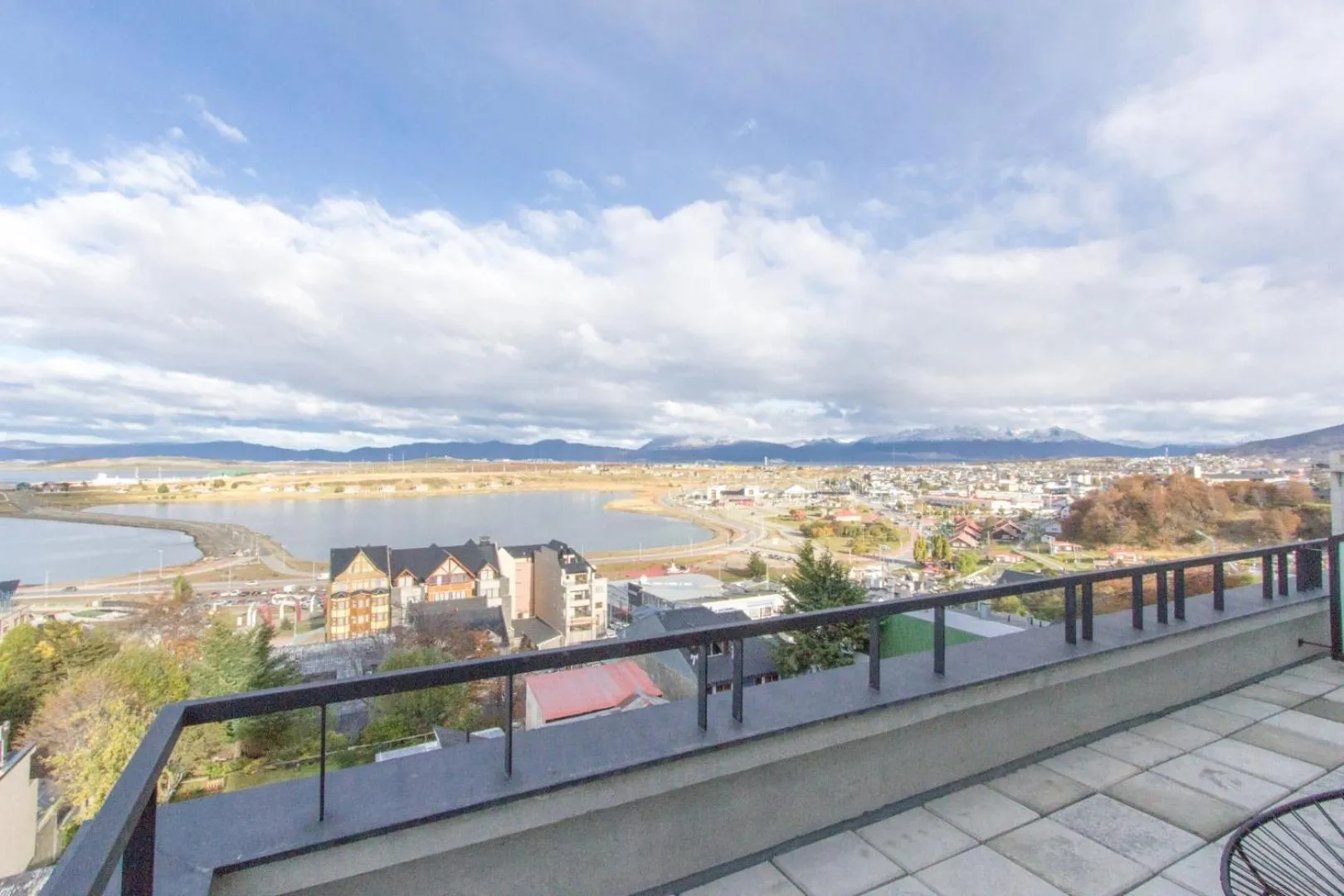 Day in Pacifico Apartamentos