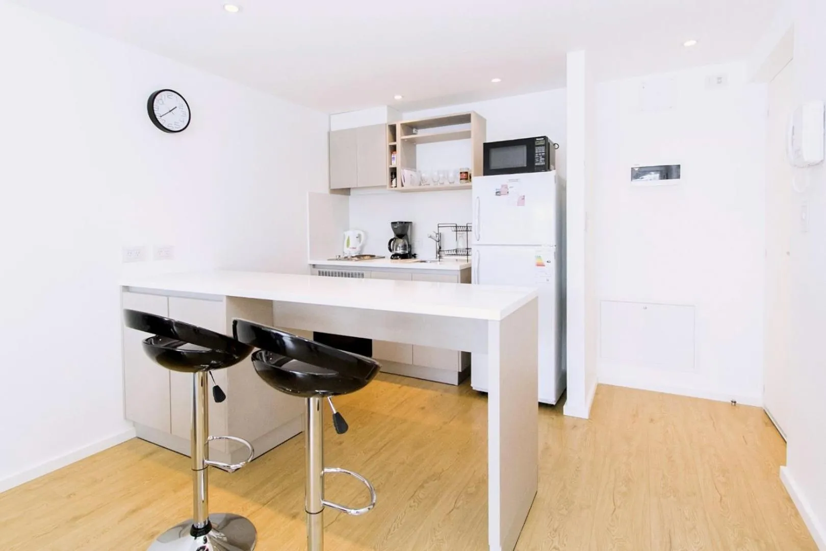 Kitchen or kitchenette in Pacifico Apartamentos