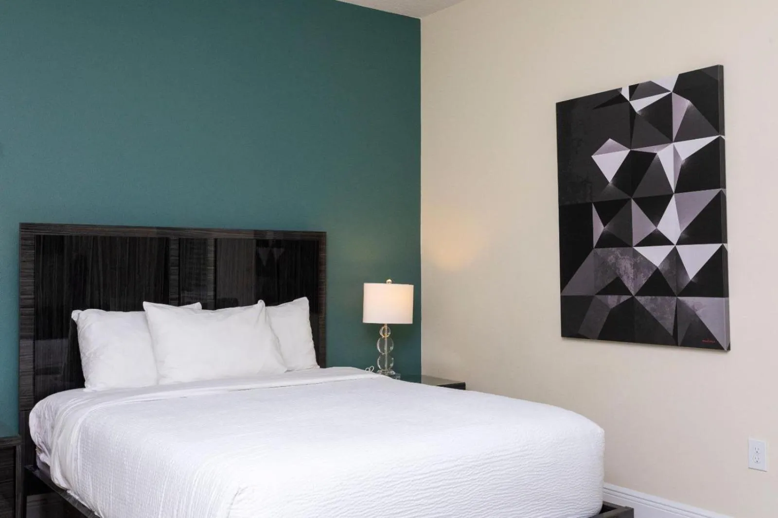 421 NP - Exquisite Retreat at Encore Resort
