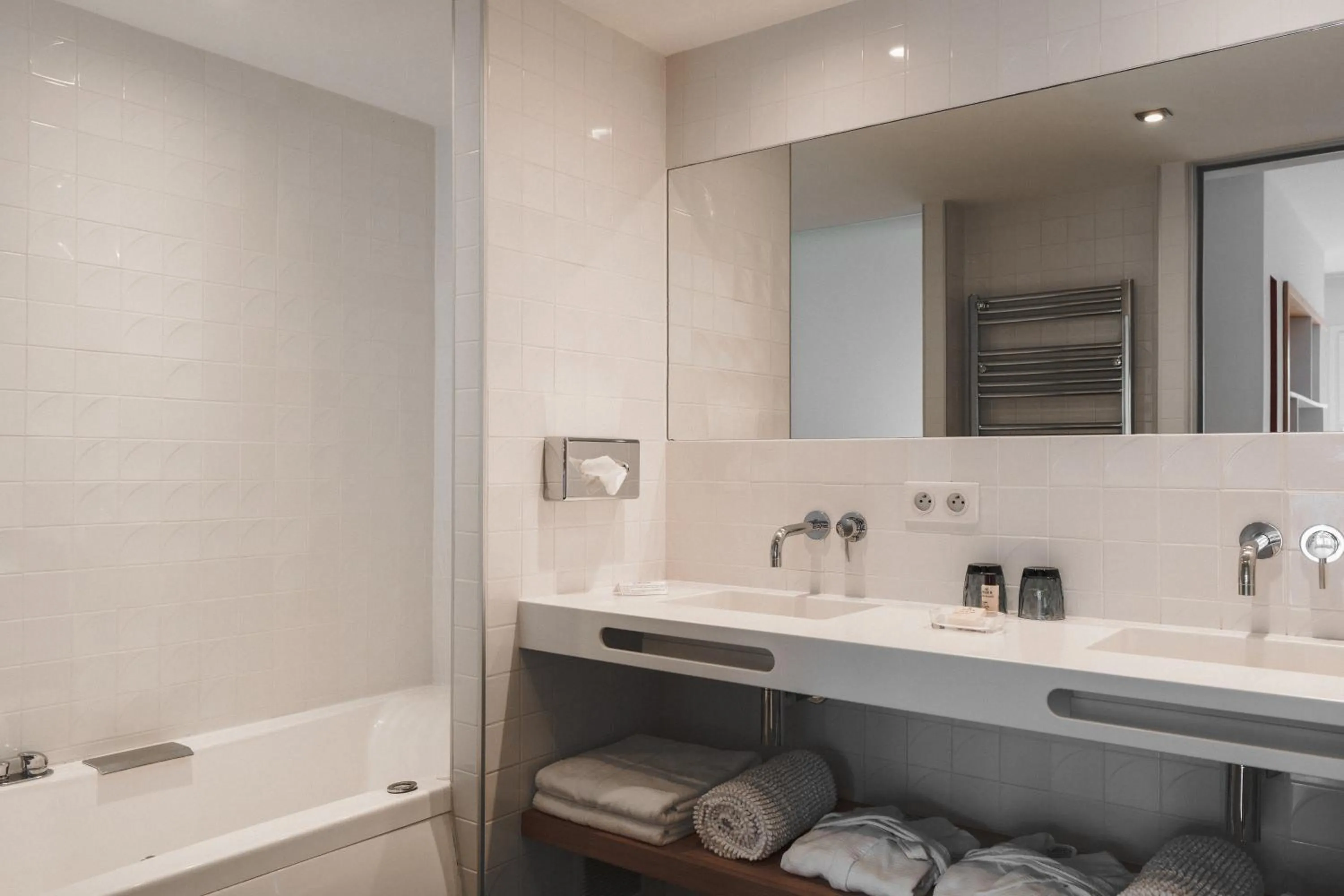 Bathroom in Hôtel Briketenia