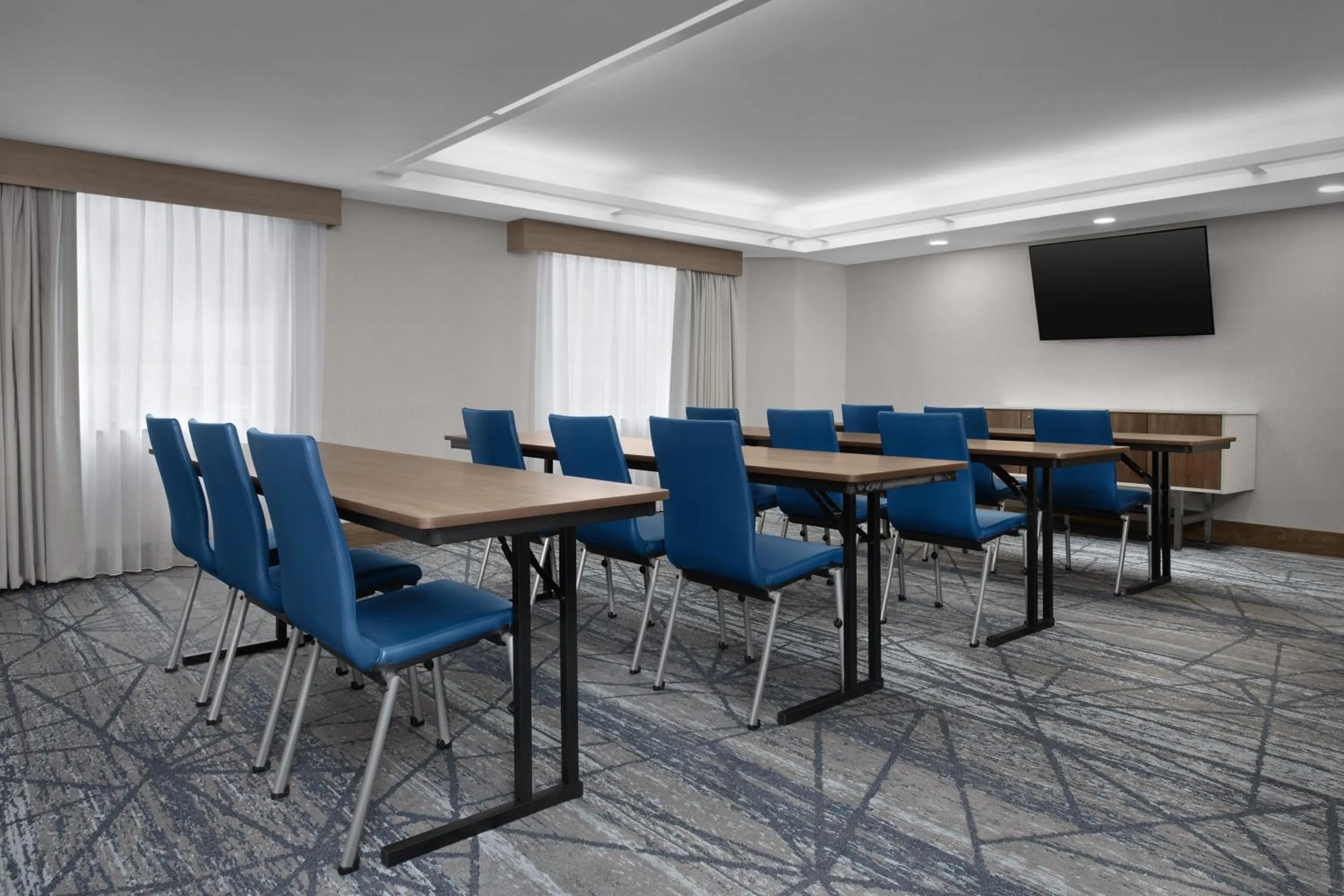 Meeting/conference room in Holiday Inn Express Baltimore - BWI Airport NE by IHG