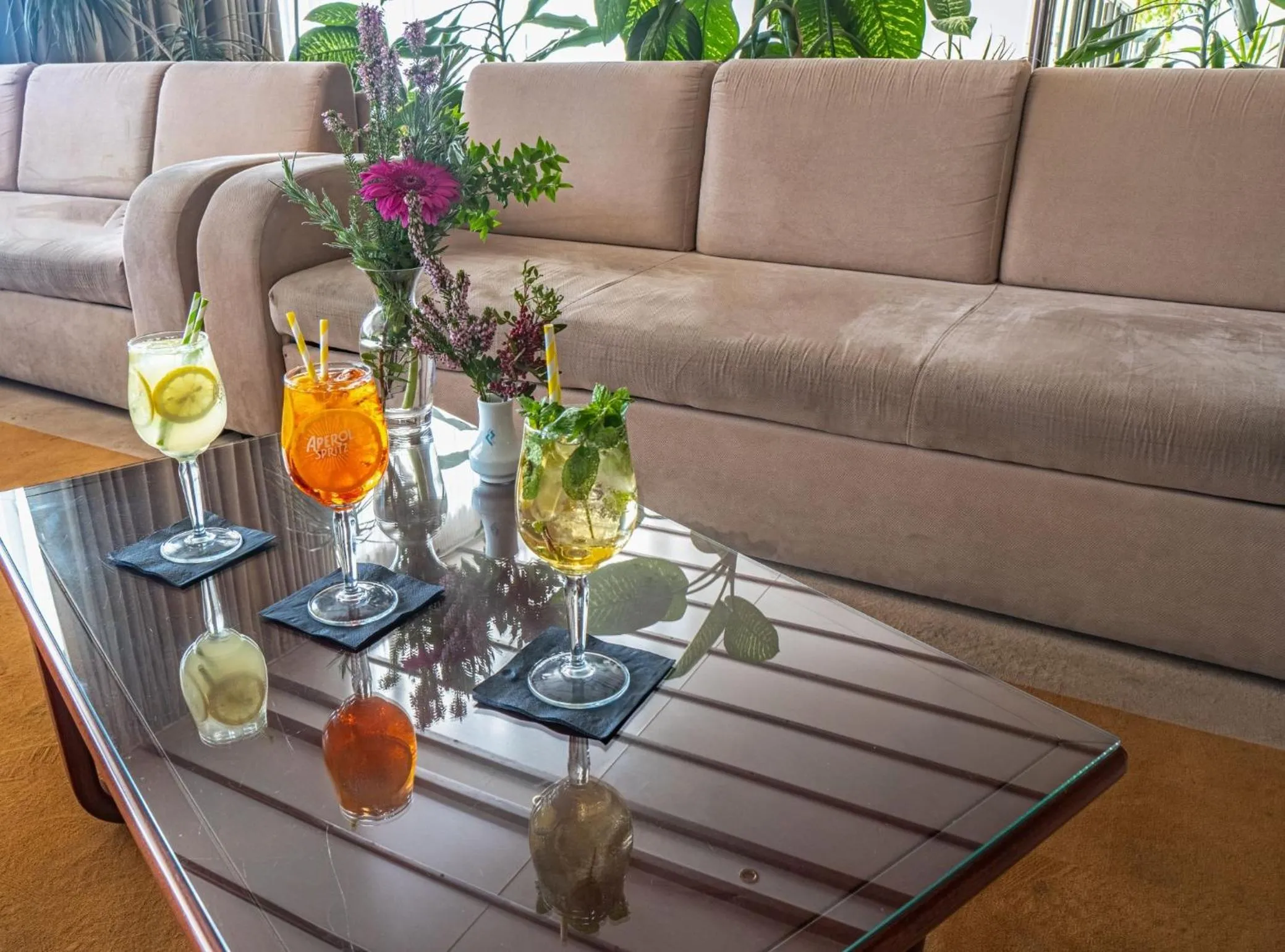 Living room in Hotel Issa