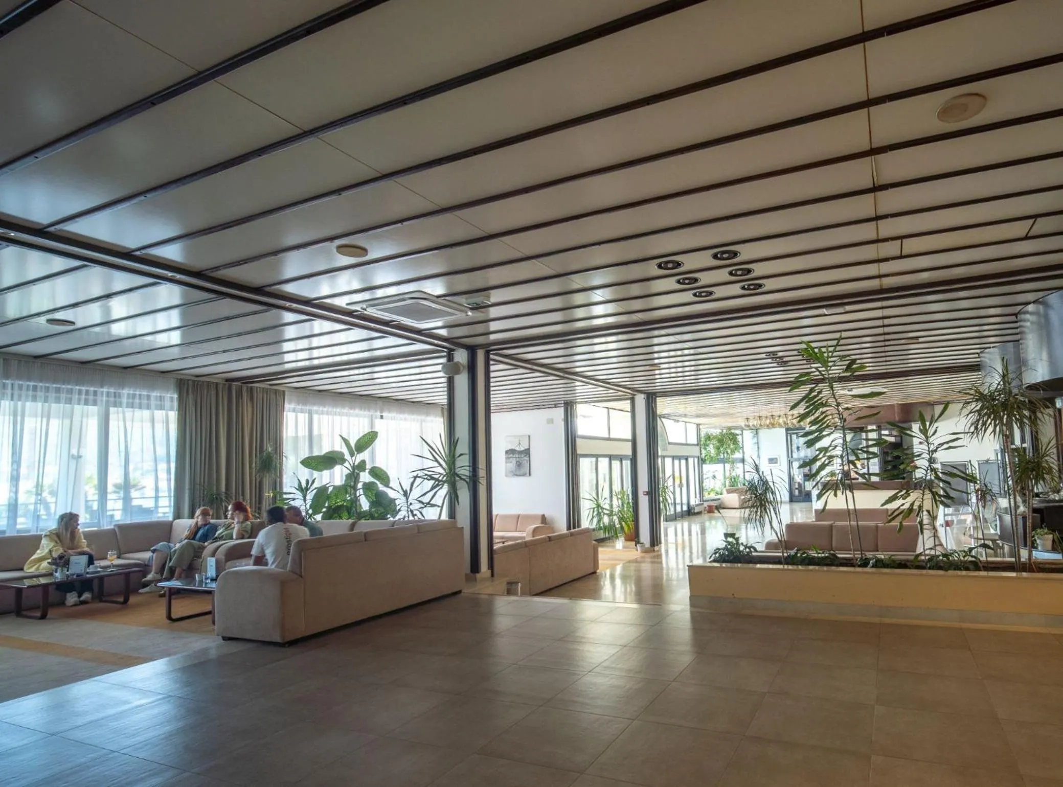 Living room in Hotel Issa