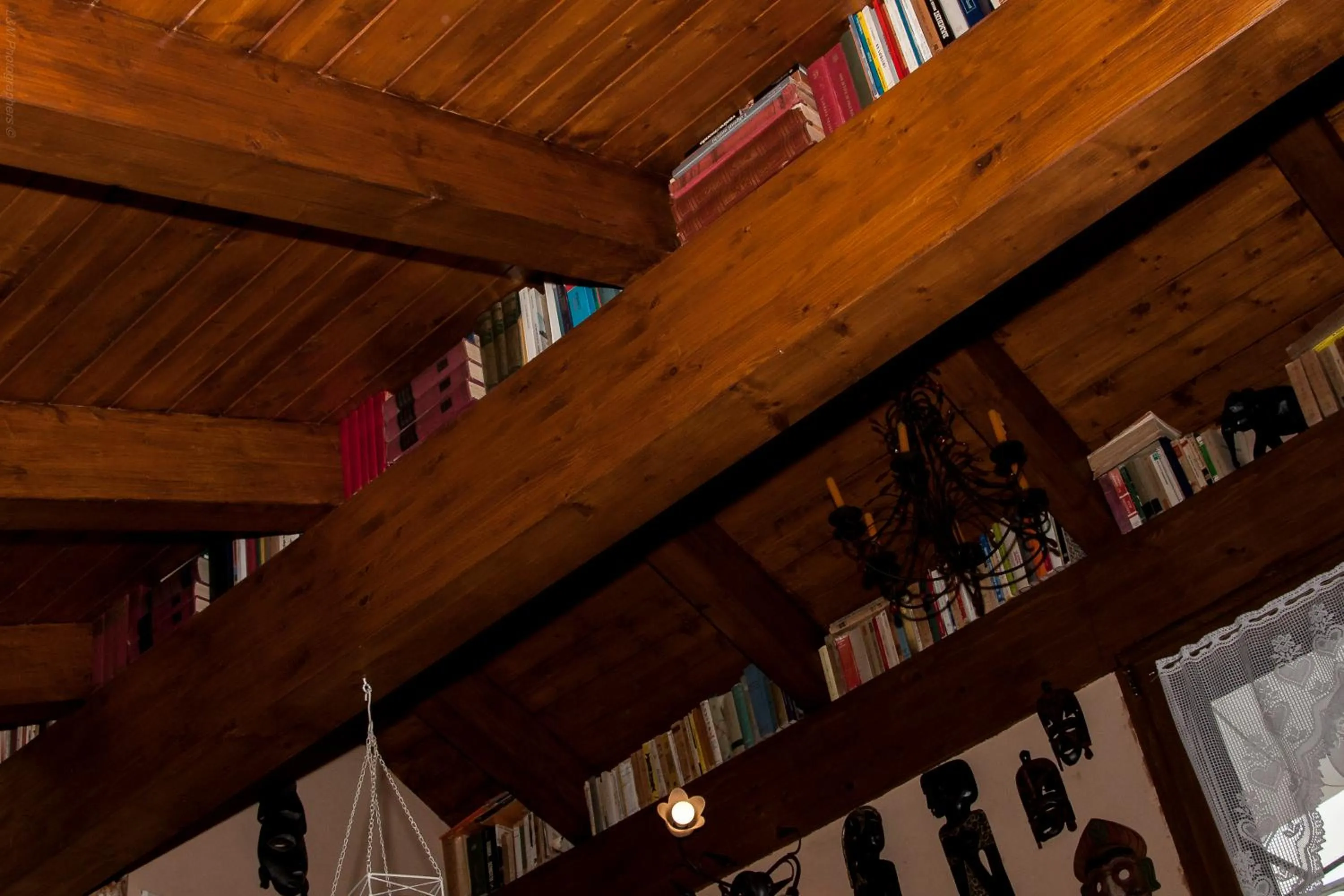 Decorative detail in L'Incanto