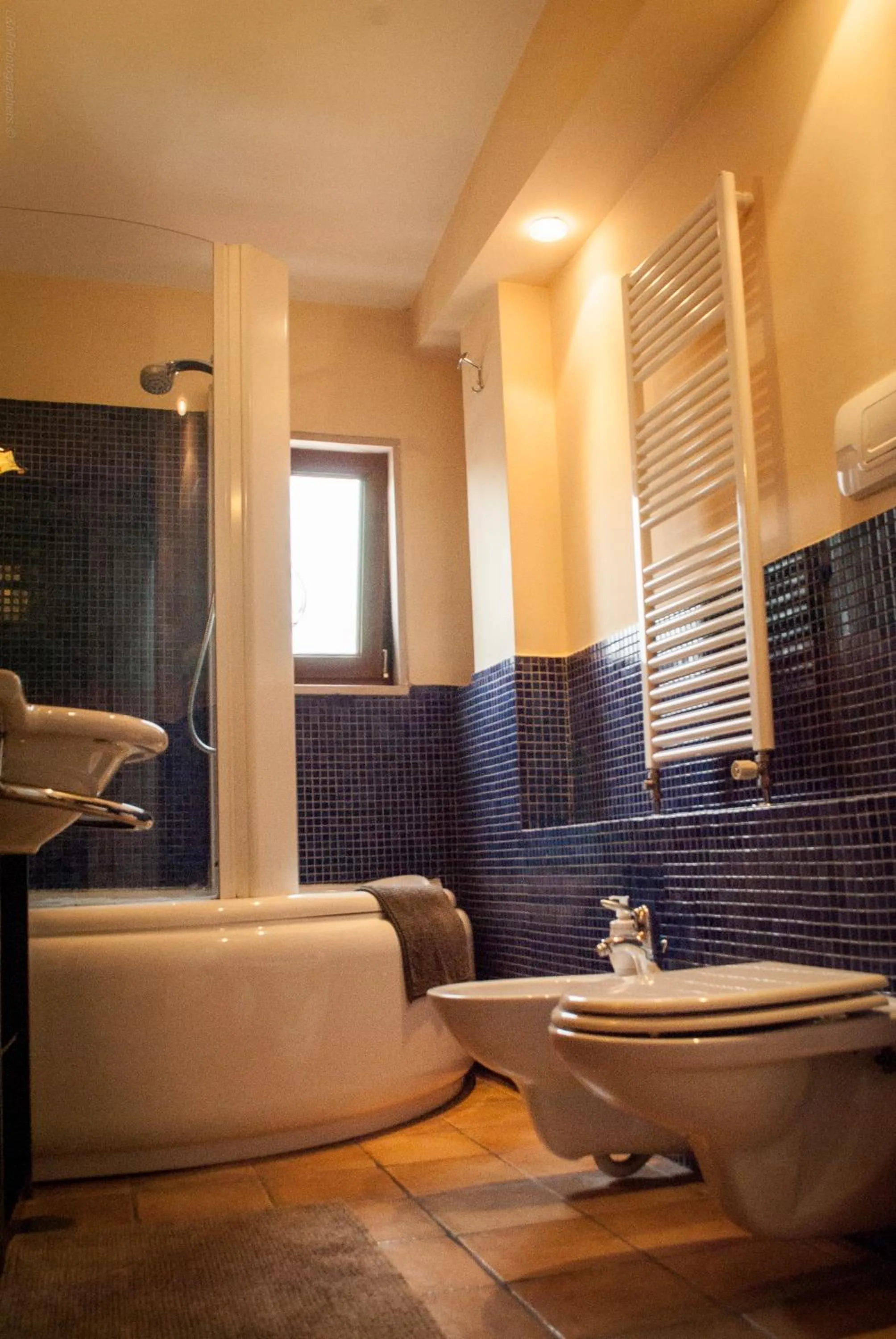 Bathroom in L'Incanto