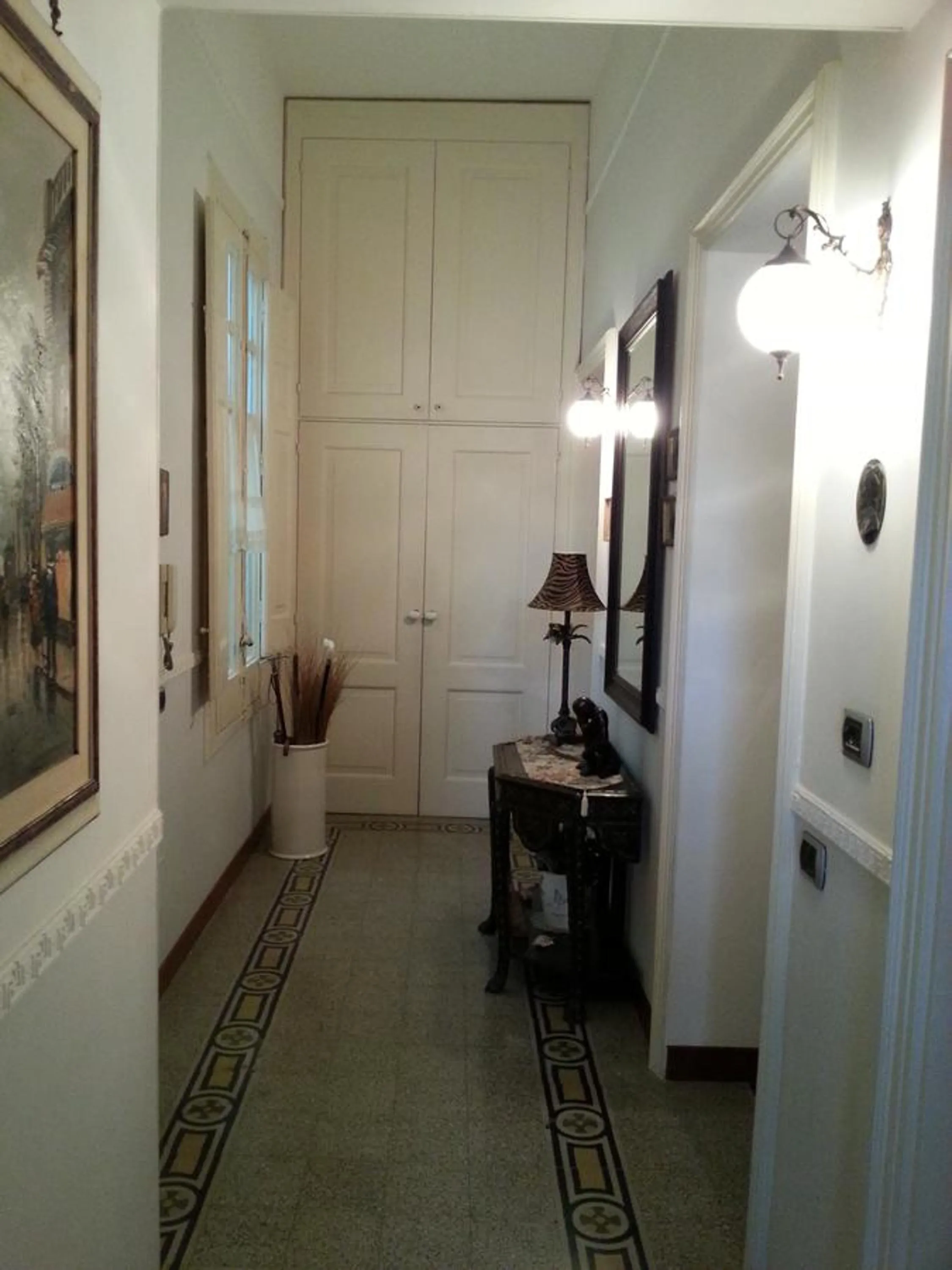 Decorative detail in L'Incanto