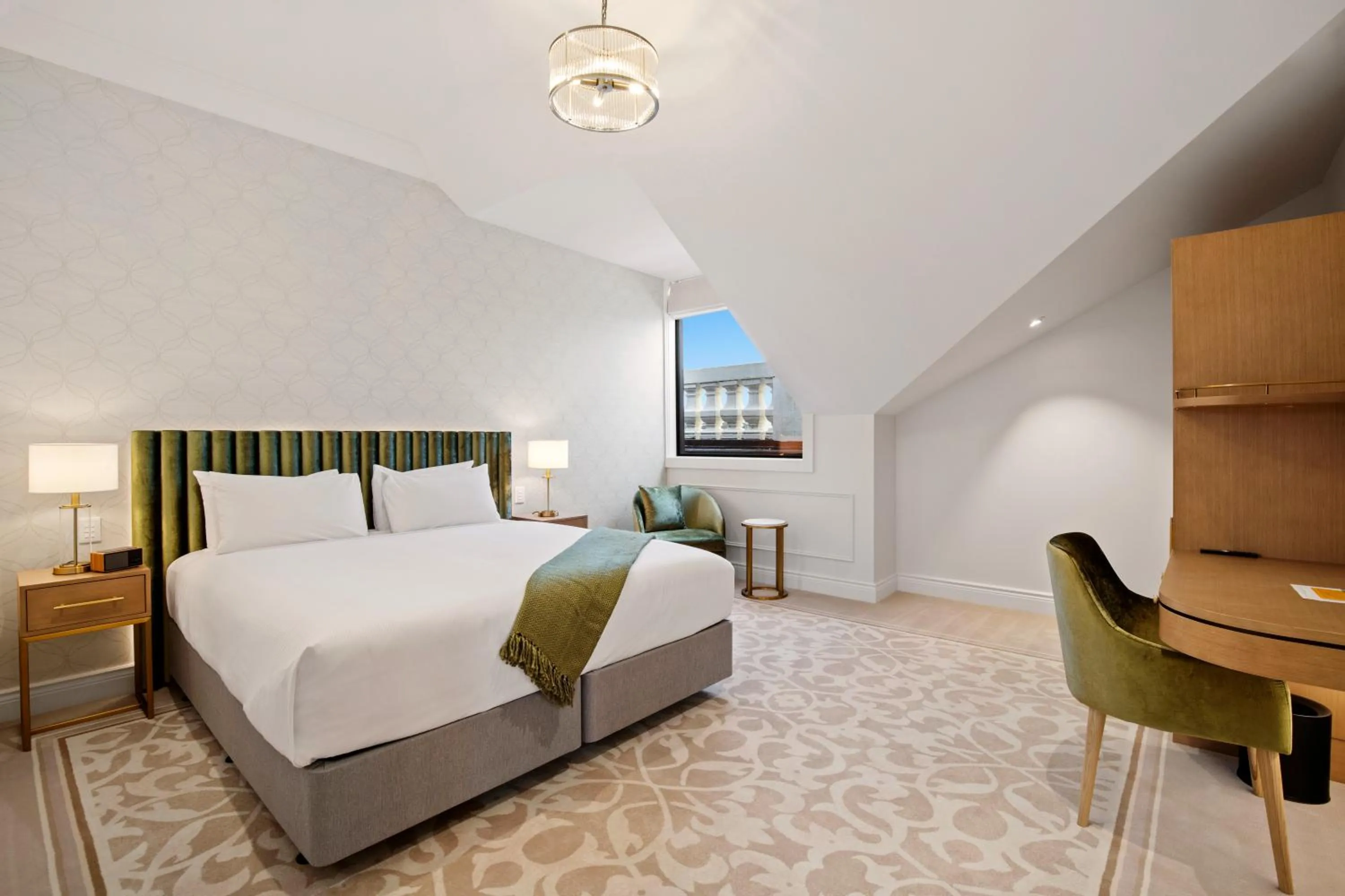 Bed in The Clements Hotel