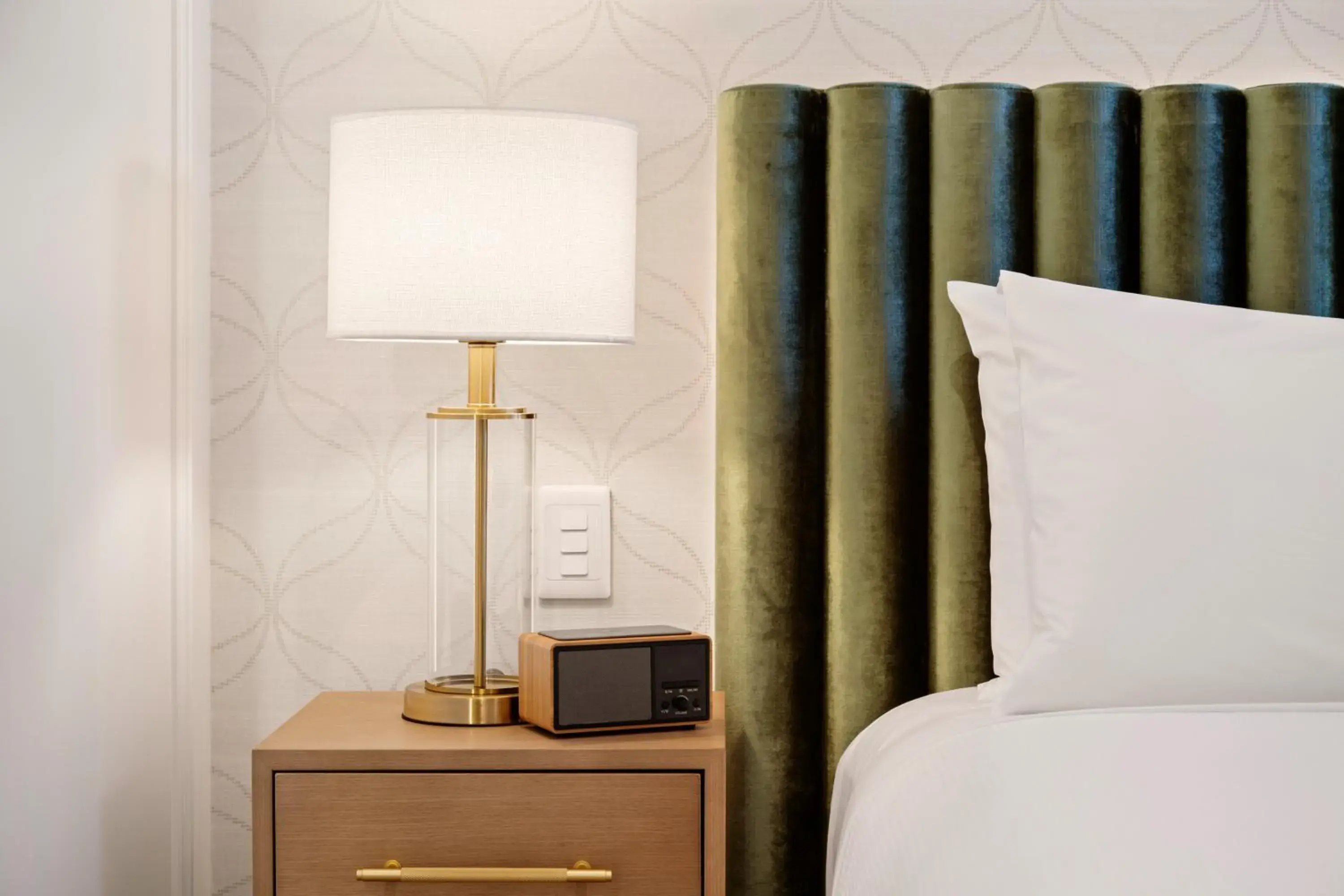 Double Room in The Clements Hotel Double Room in The Clements Hotel